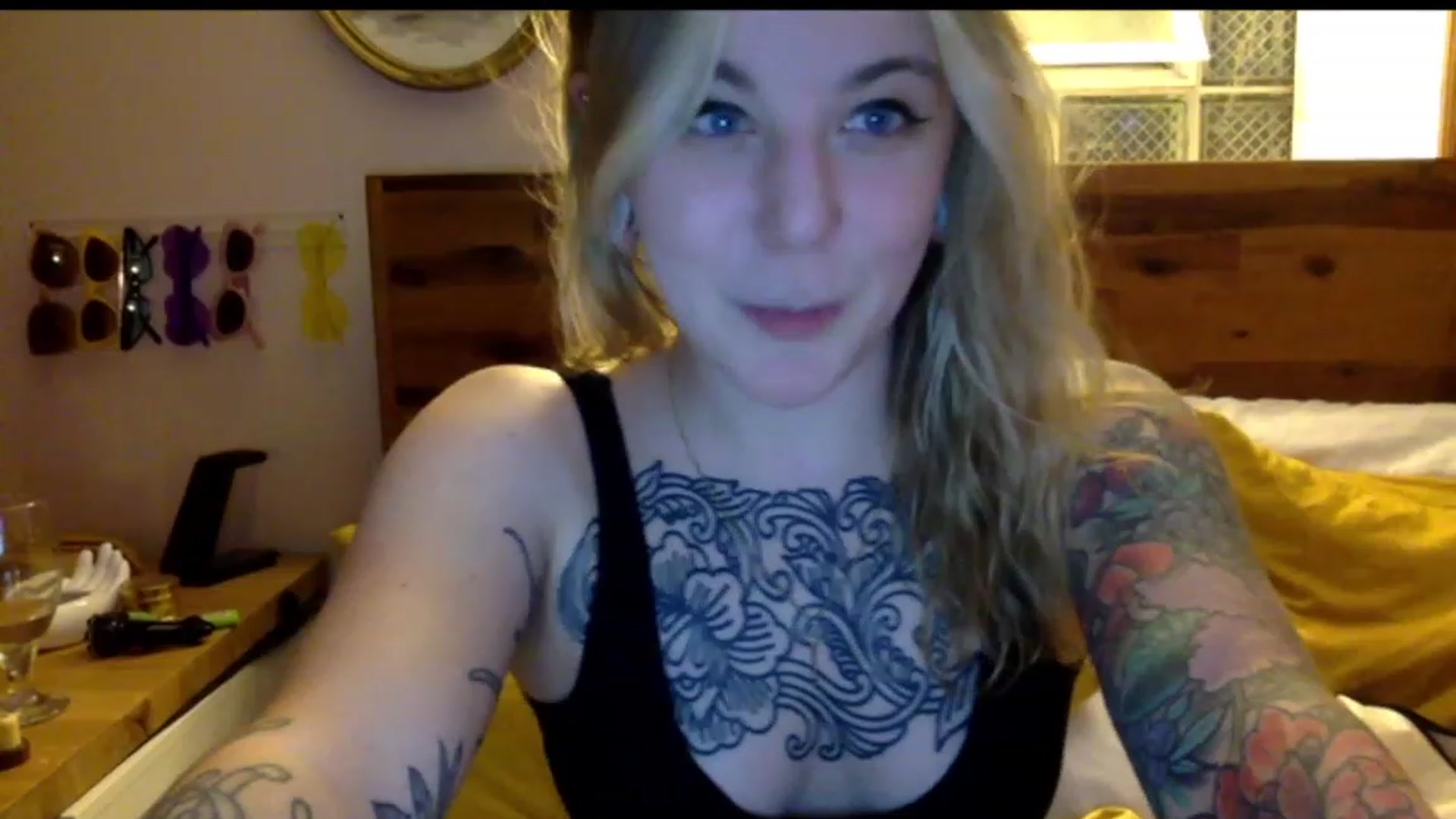 Gallery image thumbnail from Shy_sophia2's myfreecams stream on, 07/21/2023, 07:07 image 4 of 20