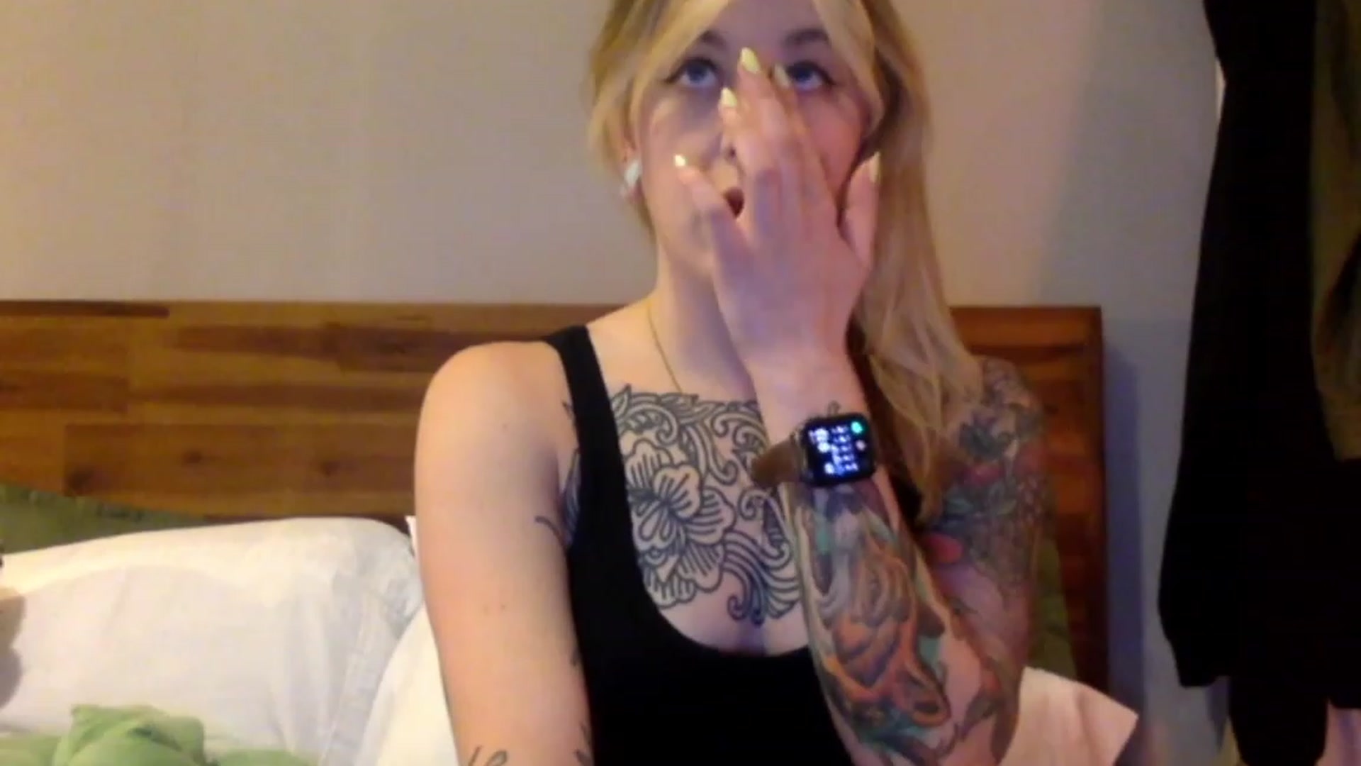 Gallery image thumbnail from Shy_sophia2's myfreecams stream on, 08/12/2023, 02:33 image 1 of 20