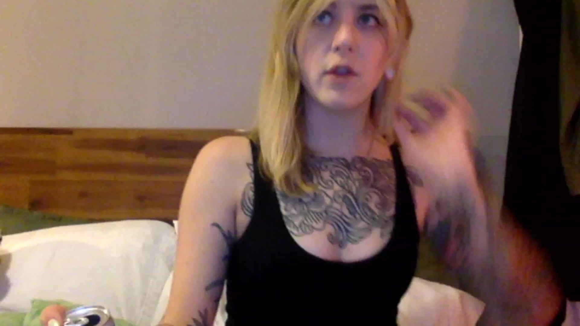Gallery image thumbnail from Shy_sophia2's myfreecams stream on, 08/12/2023, 02:33 image 2 of 20