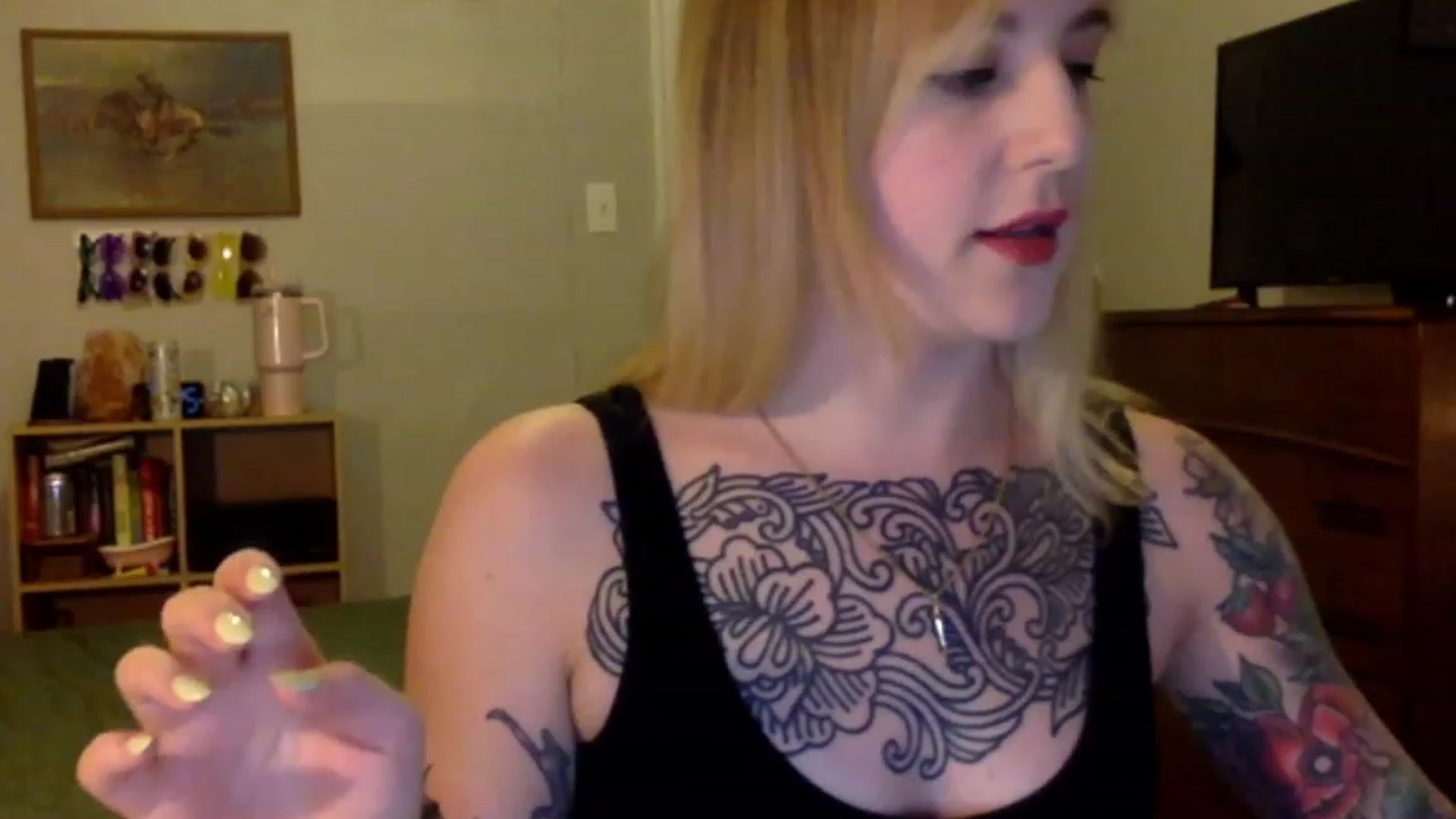 Gallery image thumbnail from Shy_sophia2's myfreecams stream on, 08/26/2023, 03:35 image 3 of 20