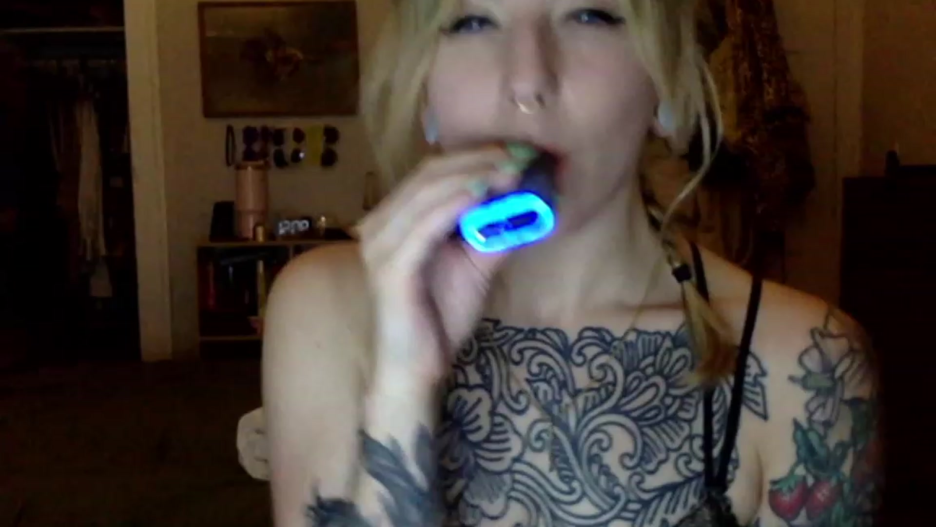 Gallery image thumbnail from Shy_sophia2's myfreecams stream on, 09/15/2023, 05:19 image 18 of 20