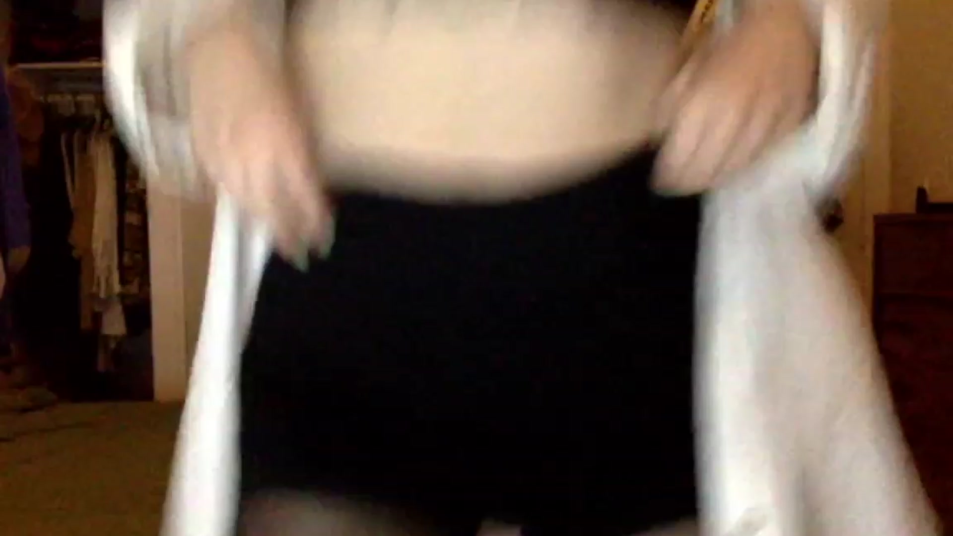 Gallery image thumbnail from Shy_sophia2's myfreecams stream on, 09/15/2023, 05:19 image 11 of 20