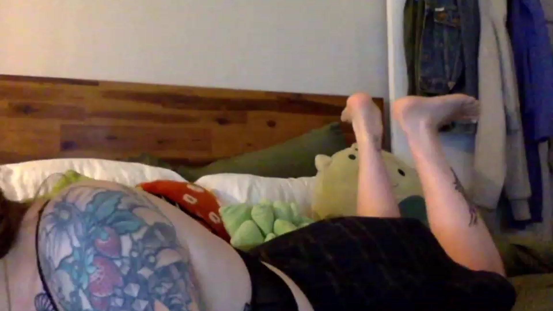 Gallery image thumbnail from Shy_sophia2's myfreecams stream on, 09/21/2023, 03:30 image 16 of 20