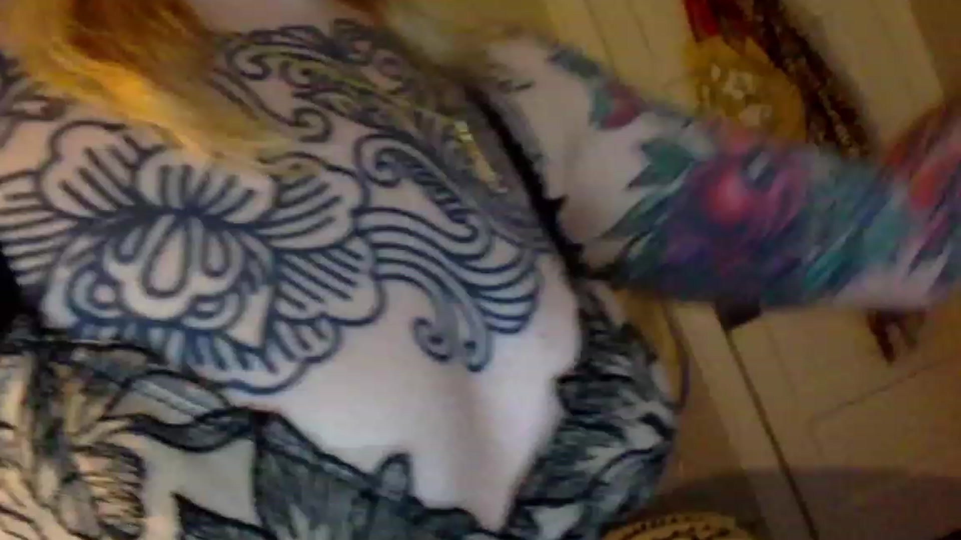 Gallery image thumbnail from Shy_sophia2's myfreecams stream on, 09/21/2023, 03:30 image 15 of 20