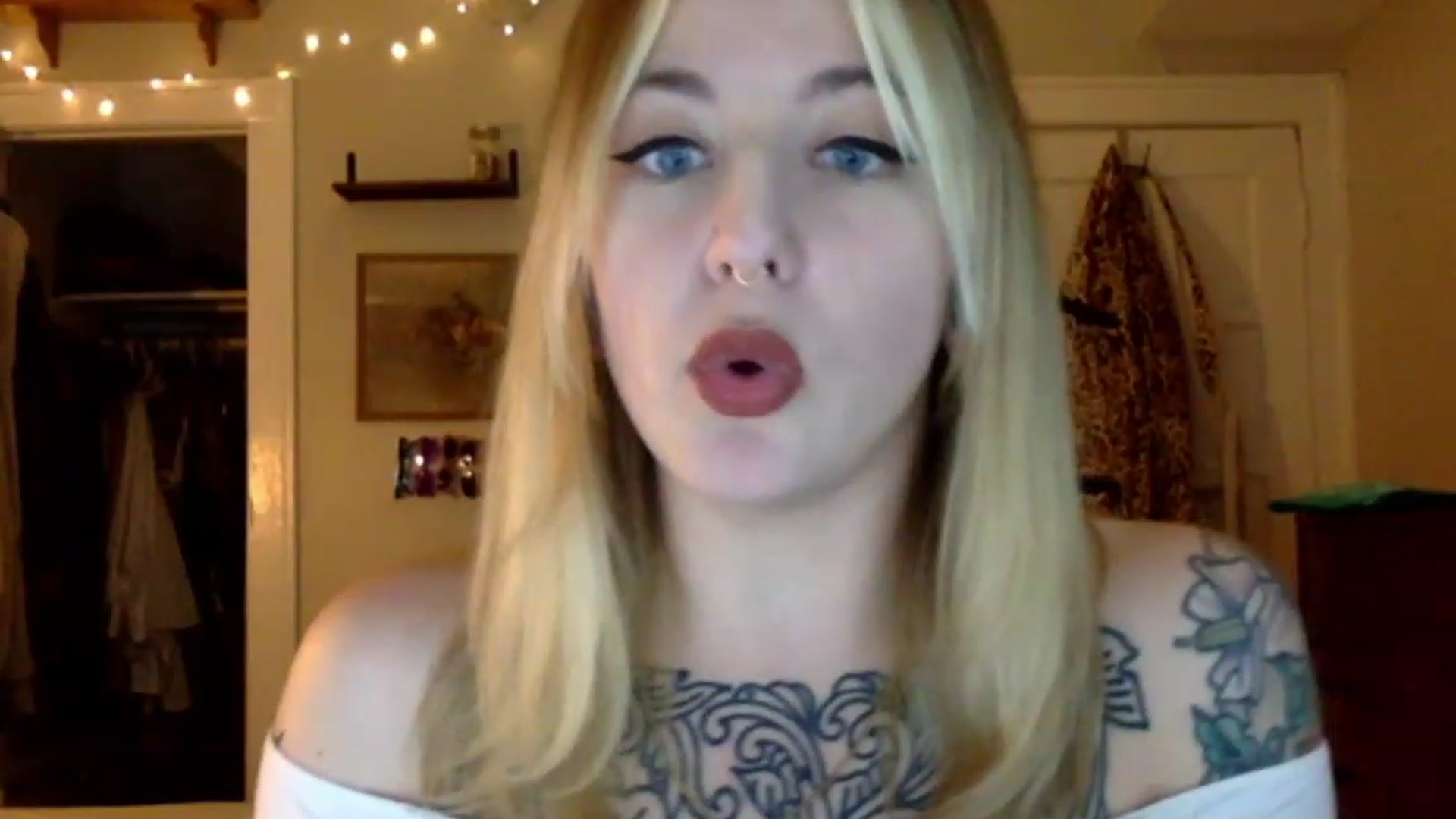 Gallery image thumbnail from Shy_sophia2's myfreecams stream on, 09/23/2023, 05:27 image 8 of 20