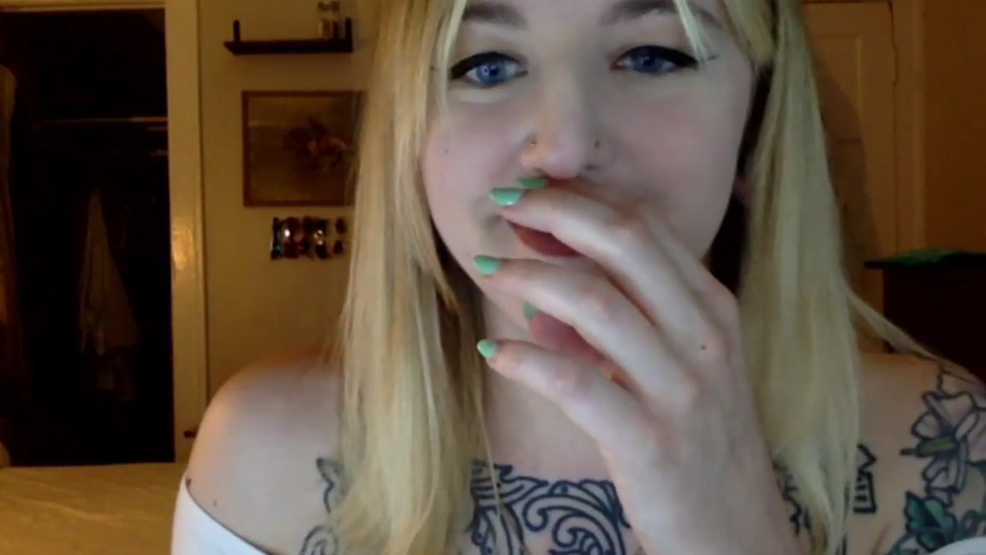 Gallery image thumbnail from Shy_sophia2's myfreecams stream on, 09/23/2023, 05:27 image 6 of 20