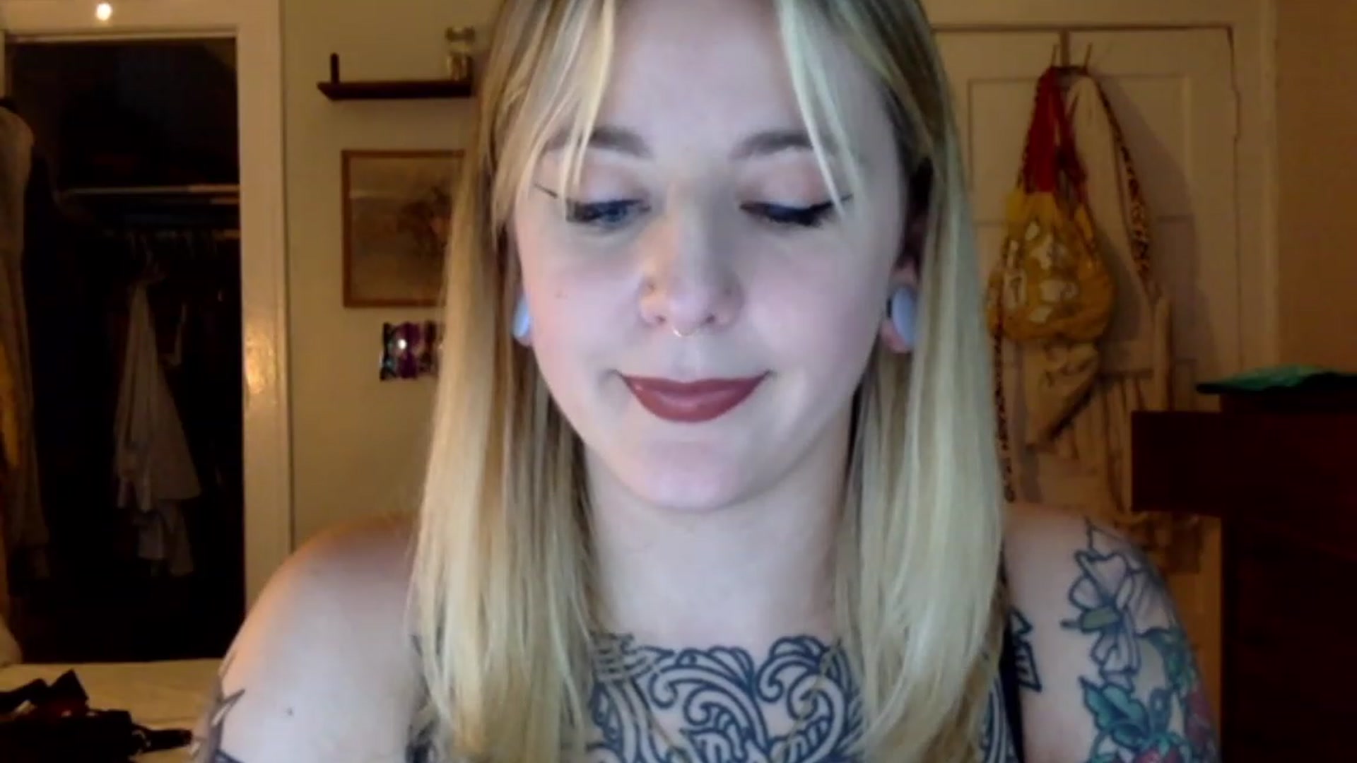 Gallery image thumbnail from Shy_sophia2's myfreecams stream on, 09/23/2023, 05:27 image 19 of 20