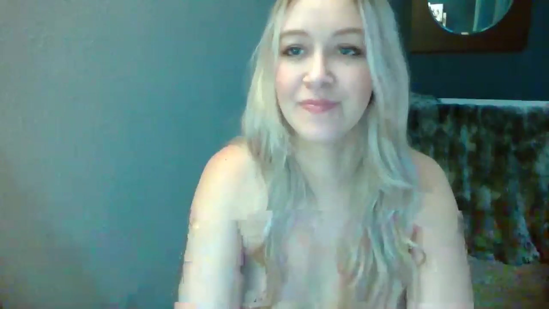 Gallery image thumbnail from ShylaMarie1's myfreecams stream on, 12/08/2022, 02:22 image 19 of 20