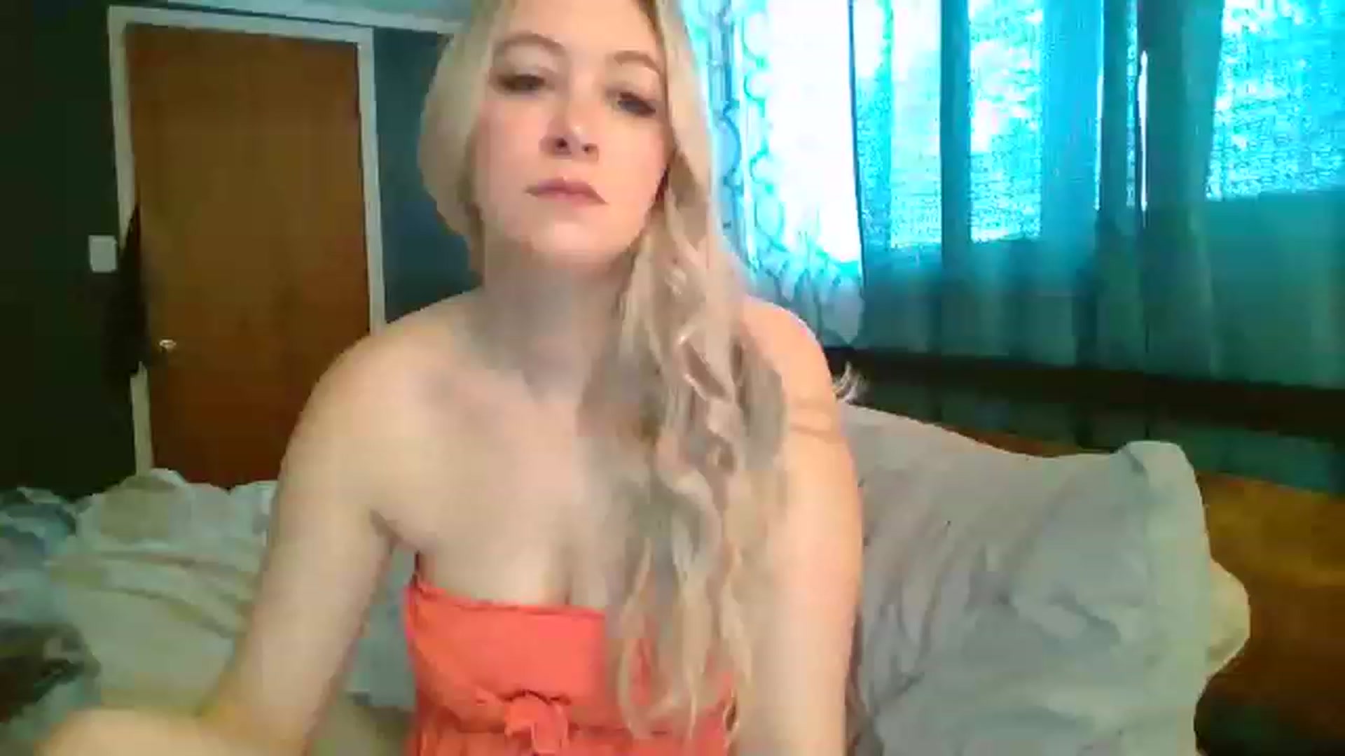 Gallery image thumbnail from ShylaMarie1's myfreecams stream on, 12/12/2022, 16:42 image 13 of 20