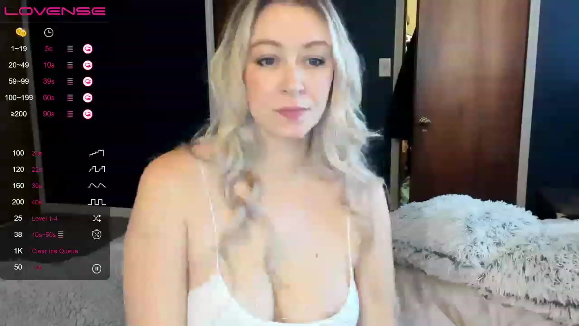 Gallery image thumbnail from ShylaMarie1's myfreecams stream on, 12/18/2022, 22:43 image 9 of 20