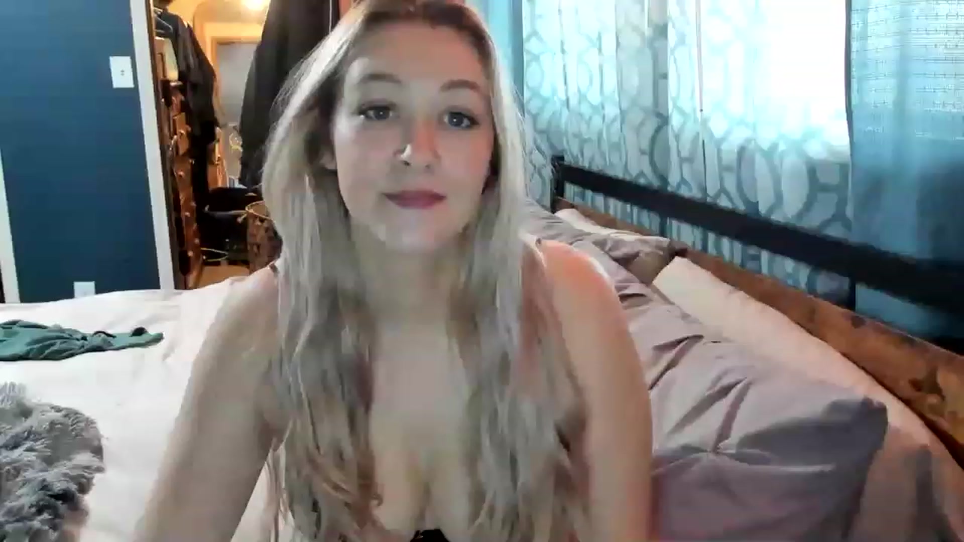Gallery image thumbnail from ShylaMarie1's myfreecams stream on, 01/10/2023, 19:02 image 9 of 20