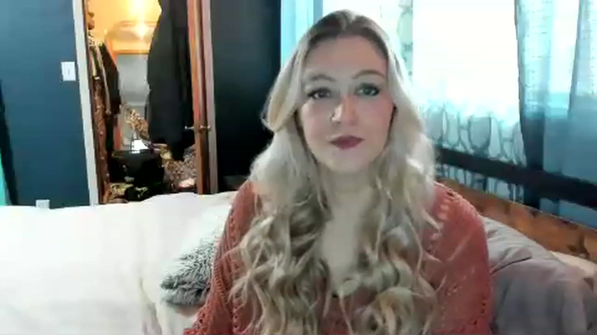 Gallery image thumbnail from ShylaMarie1's myfreecams stream on, 01/15/2023, 18:35 image 10 of 20