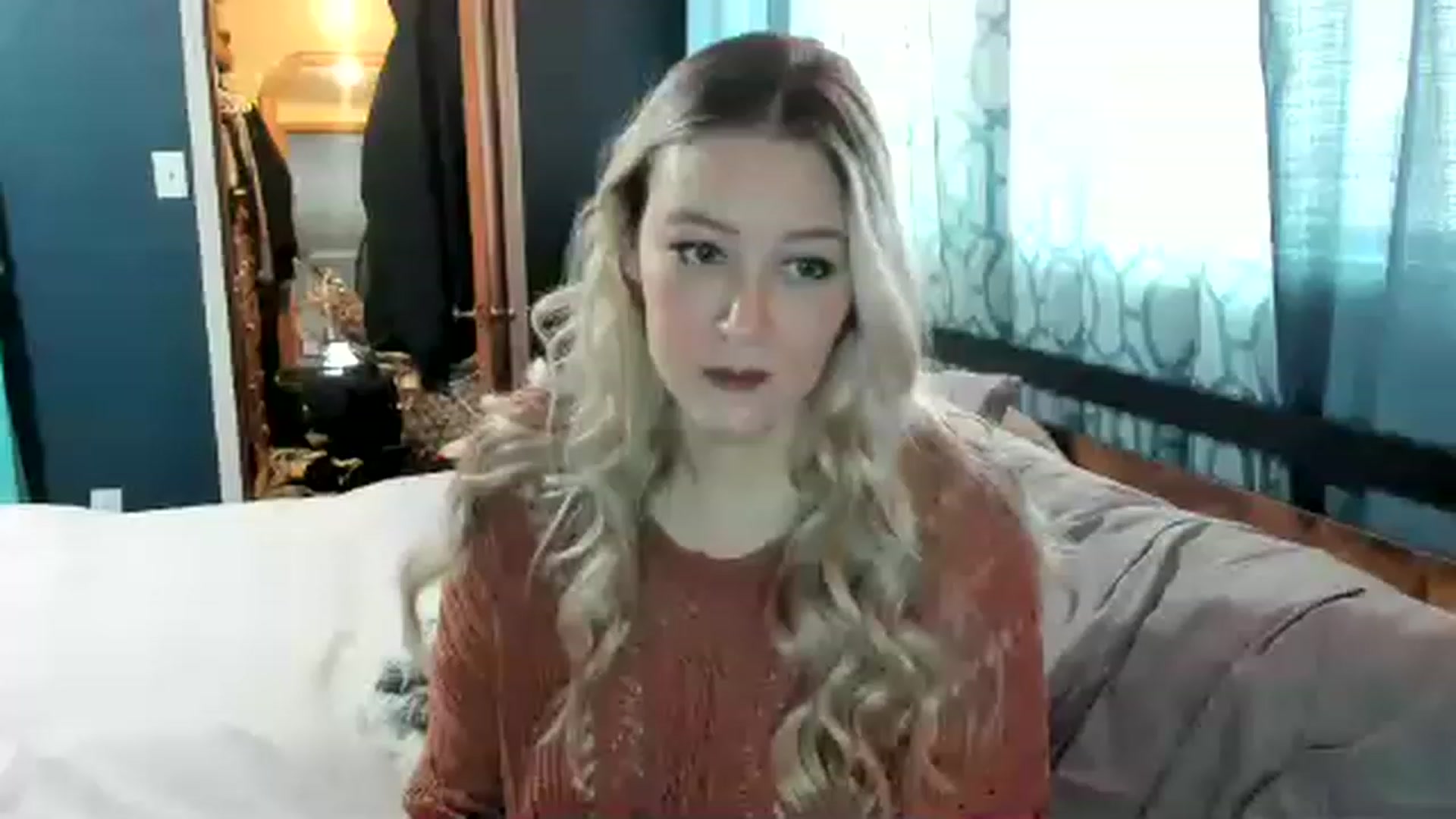 Gallery image thumbnail from ShylaMarie1's myfreecams stream on, 01/15/2023, 18:35 image 6 of 20
