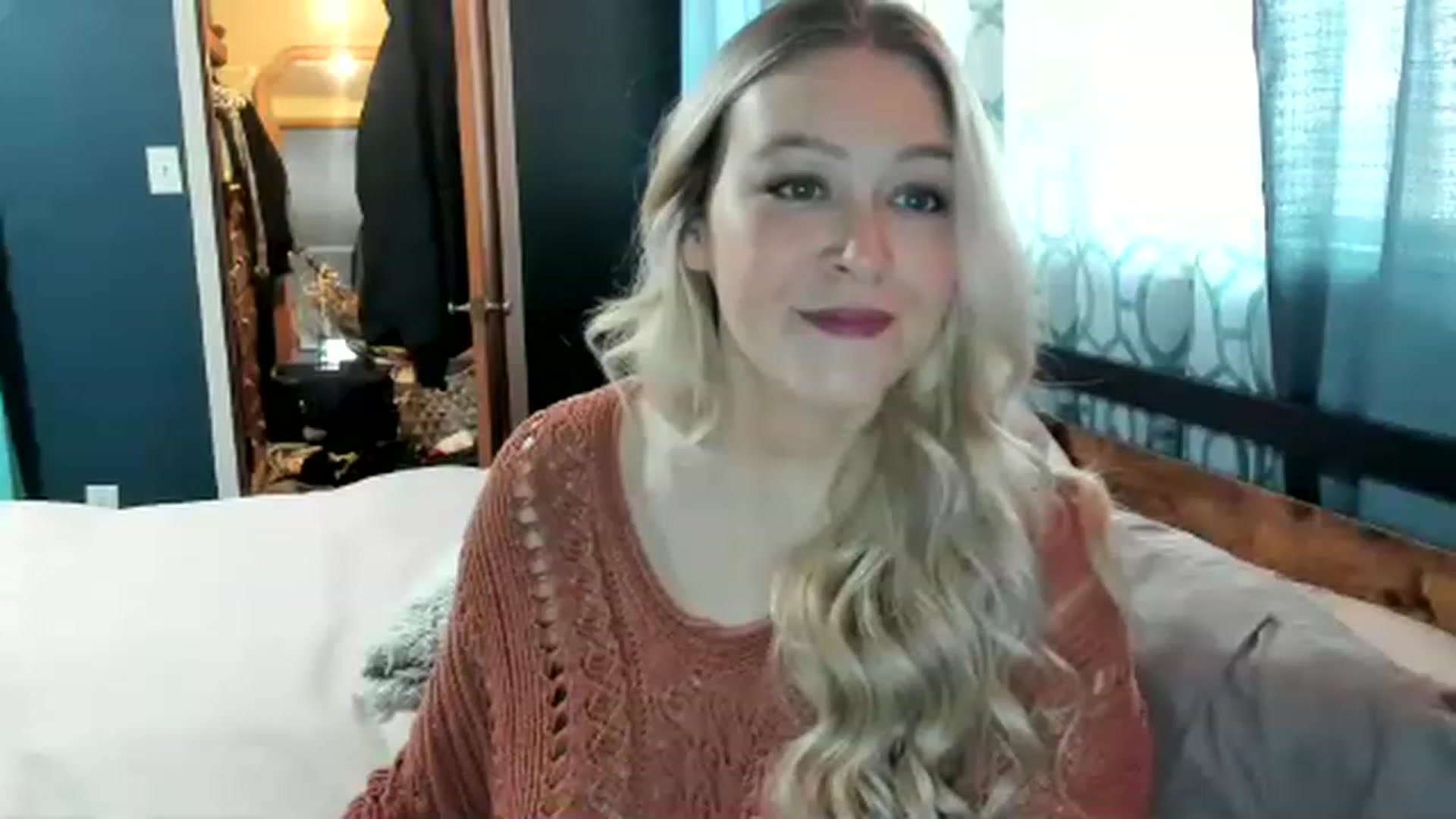 Gallery image thumbnail from ShylaMarie1's myfreecams stream on, 01/15/2023, 18:35 image 1 of 20