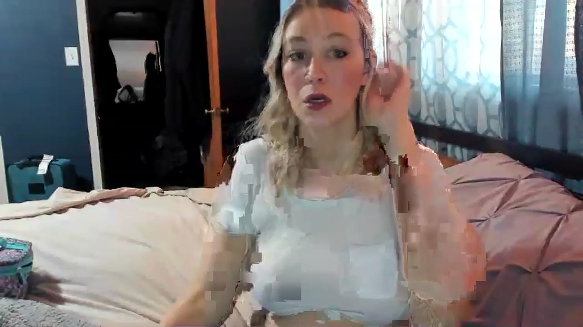 Gallery image thumbnail from ShylaMarie1's myfreecams stream on, 01/27/2023, 16:13 image 19 of 20