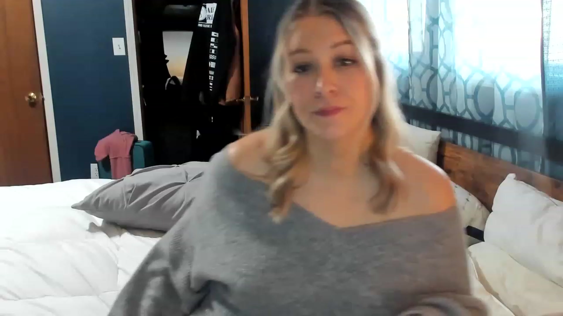 Gallery image thumbnail from ShylaMarie1's myfreecams stream on, 01/31/2023, 17:55 image 17 of 20