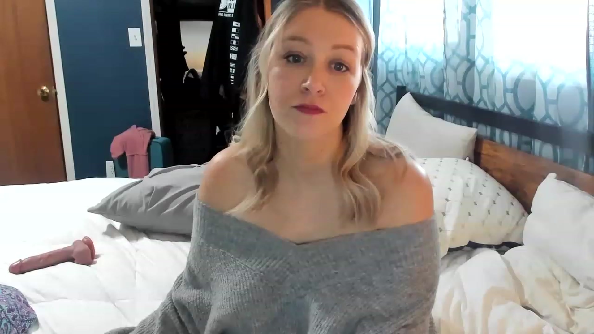 Gallery image thumbnail from ShylaMarie1's myfreecams stream on, 01/31/2023, 19:17 image 14 of 20