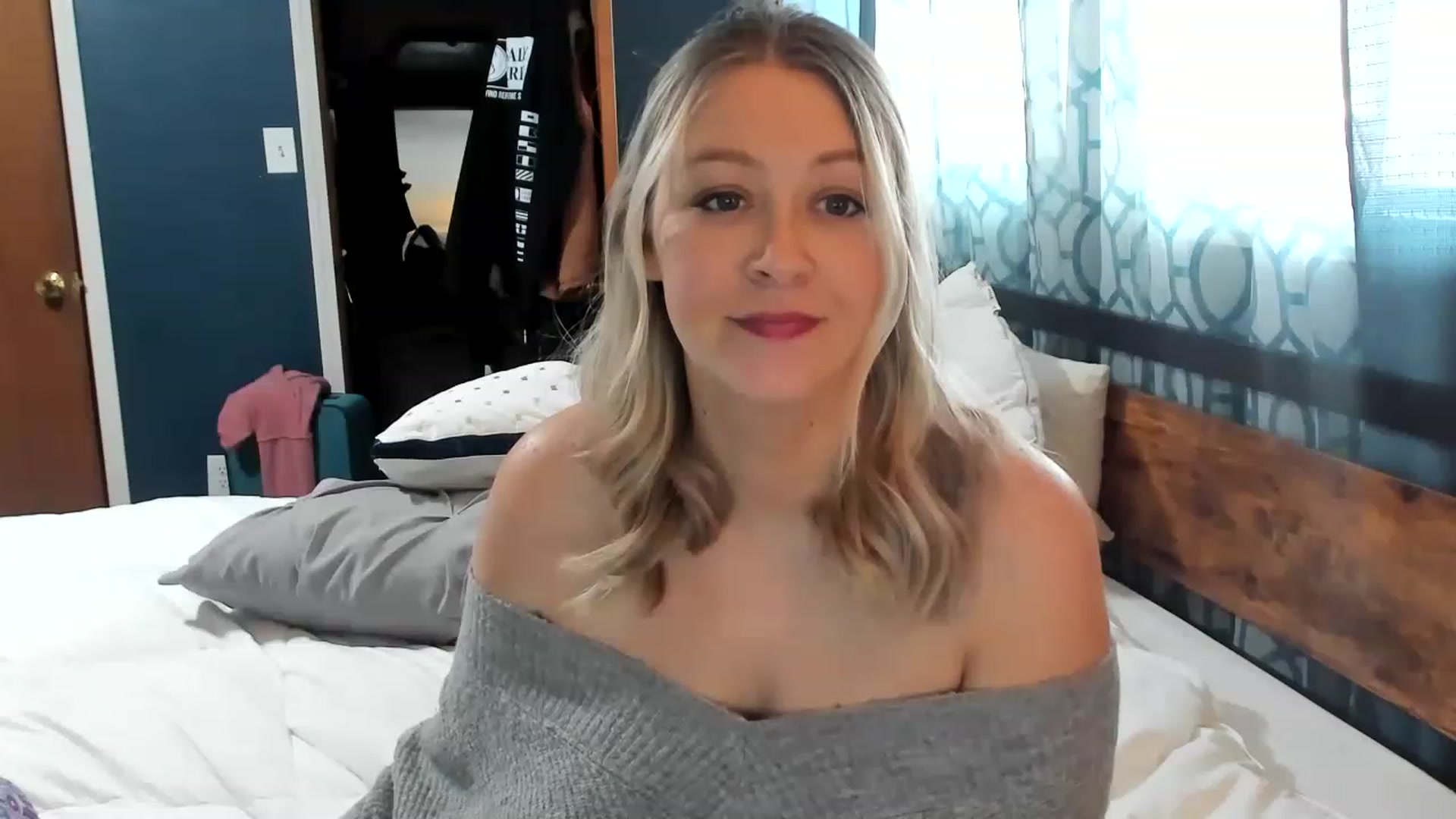 Gallery image thumbnail from ShylaMarie1's myfreecams stream on, 01/31/2023, 20:13 image 17 of 20