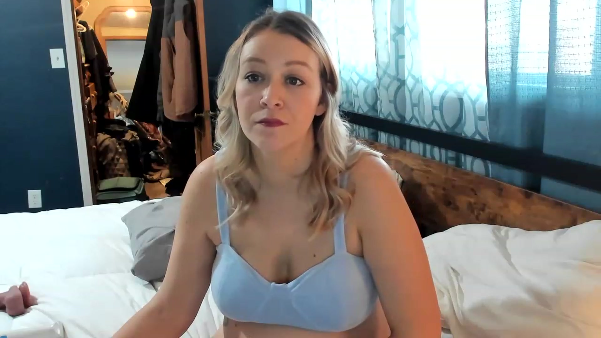 Gallery image thumbnail from ShylaMarie1's myfreecams stream on, 02/02/2023, 19:47 image 14 of 20