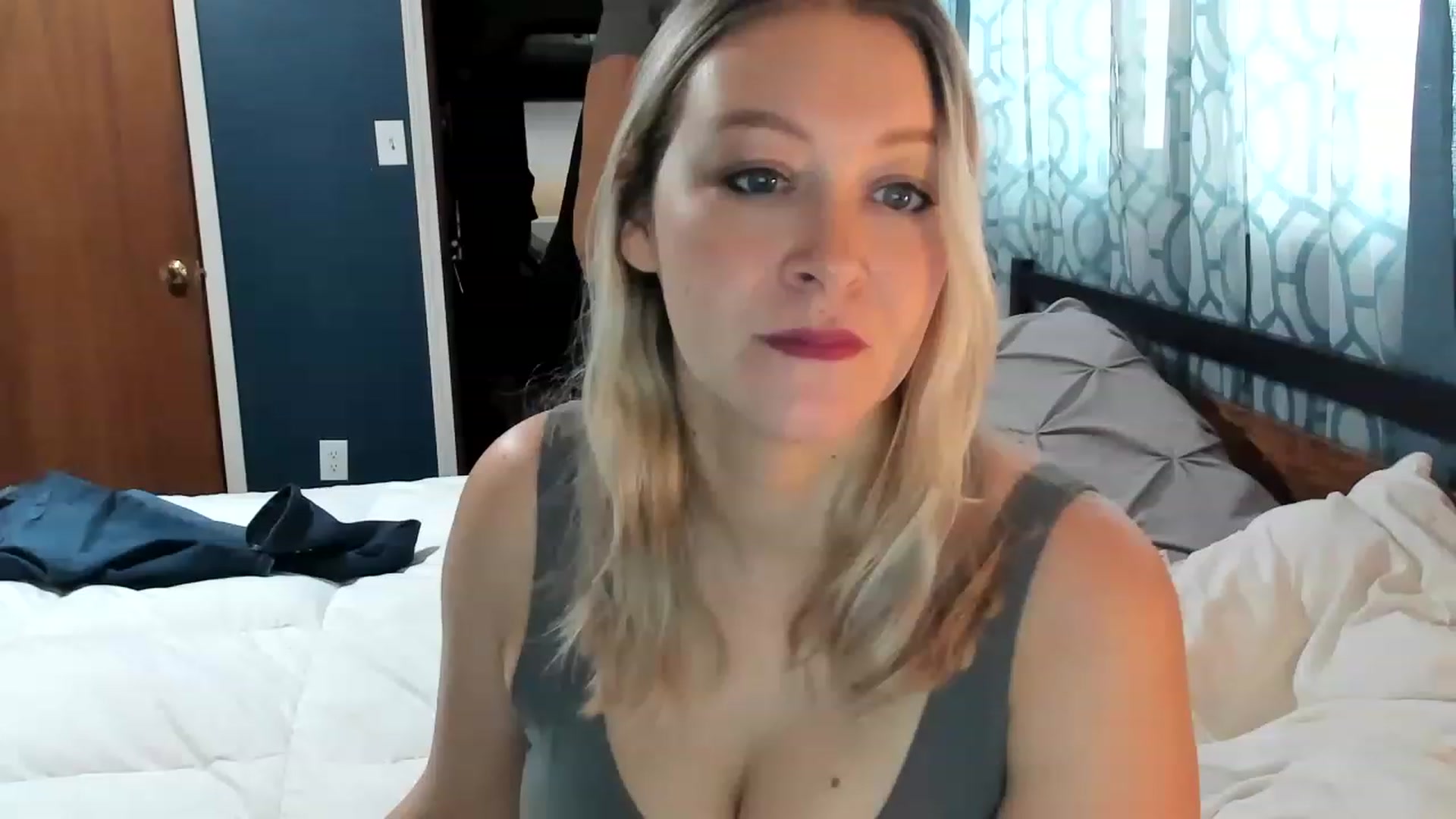 Gallery image thumbnail from ShylaMarie1's myfreecams stream on, 02/07/2023, 17:46 image 2 of 20