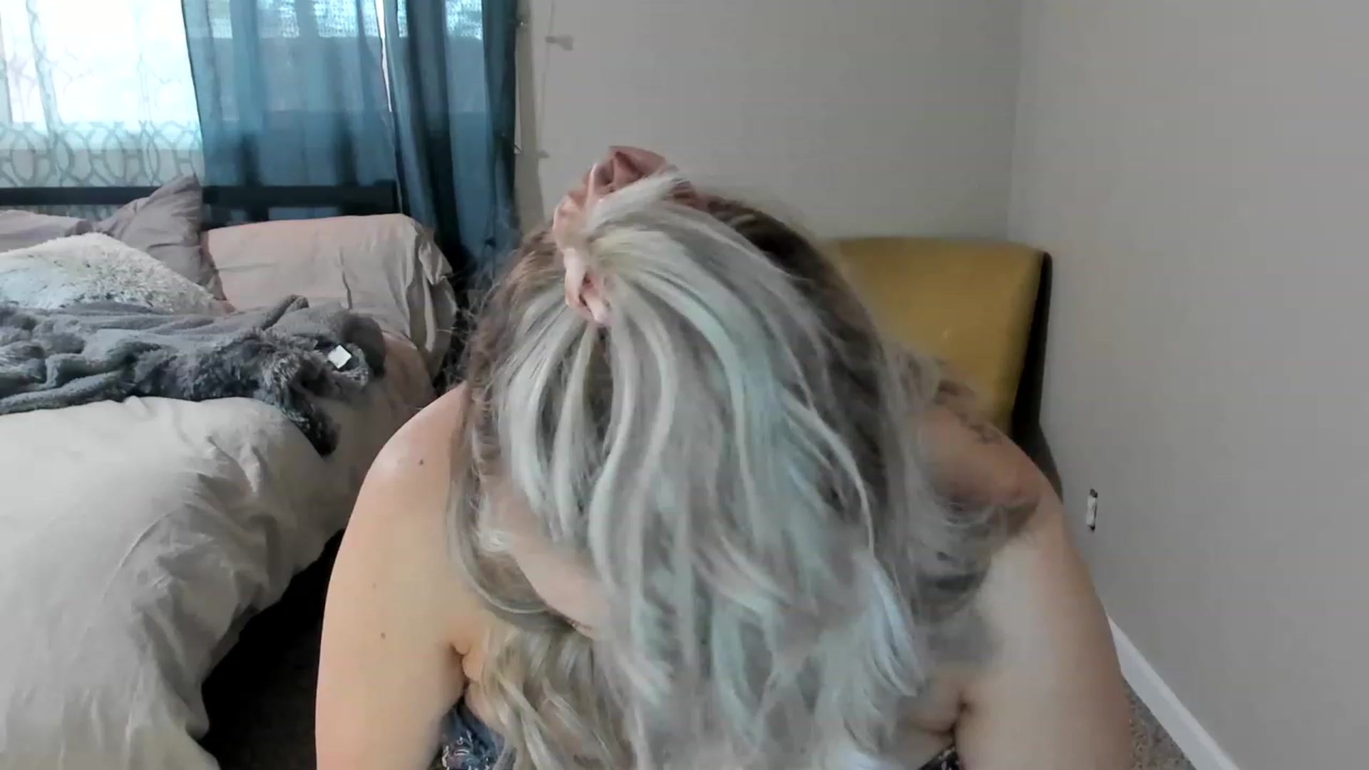 Gallery image thumbnail from ShylaMarie1's myfreecams stream on, 03/28/2023, 17:46 image 1 of 20