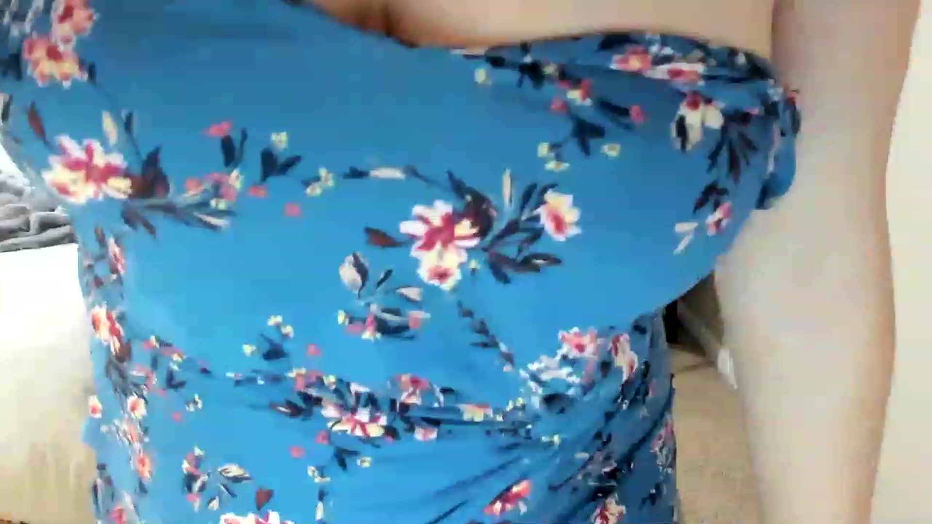Gallery image thumbnail from ShylaMarie1's myfreecams stream on, 03/28/2023, 21:20 image 14 of 20