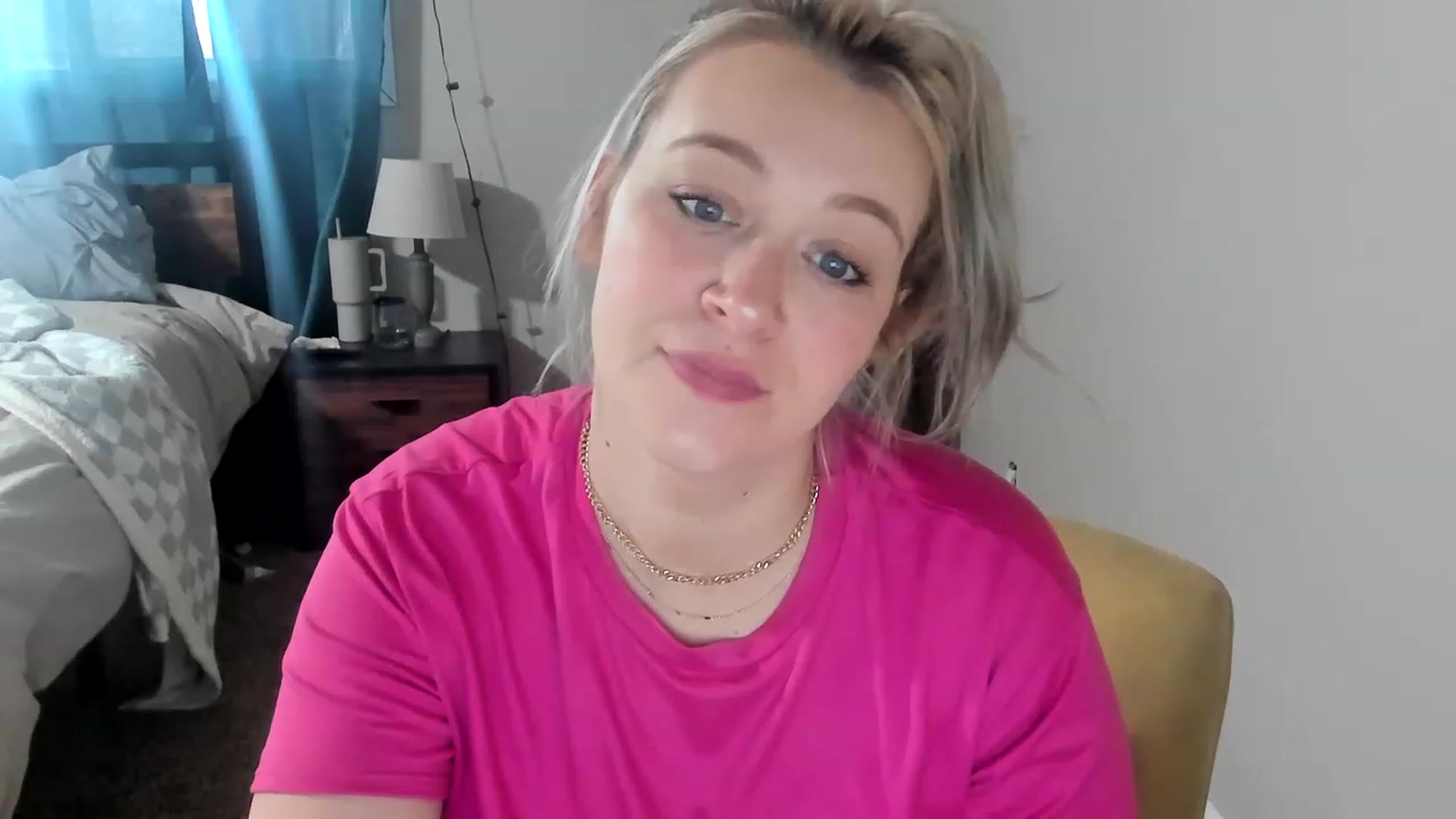 Gallery image thumbnail from ShylaMarie1's myfreecams stream on, 03/31/2023, 15:58 image 3 of 20