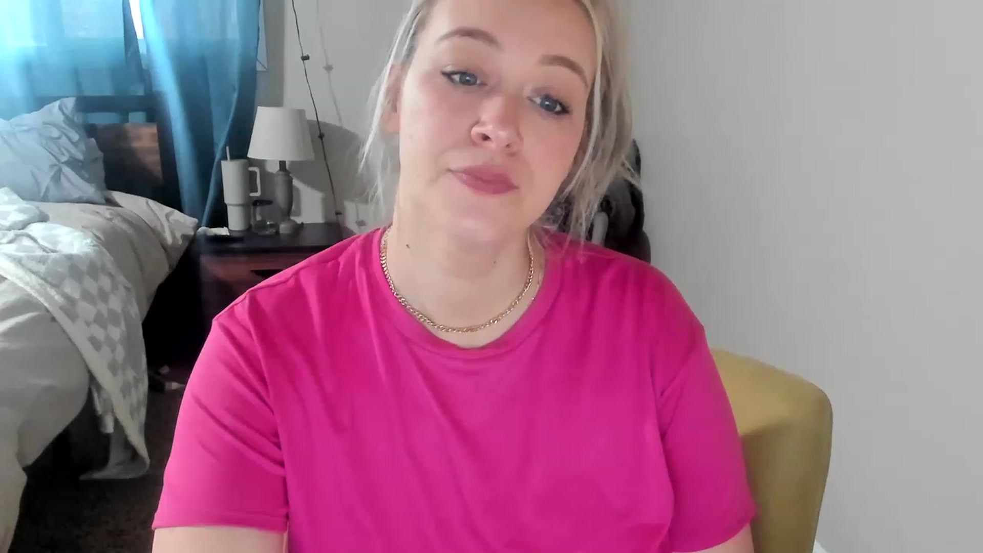 Gallery image thumbnail from ShylaMarie1's myfreecams stream on, 03/31/2023, 15:58 image 11 of 20
