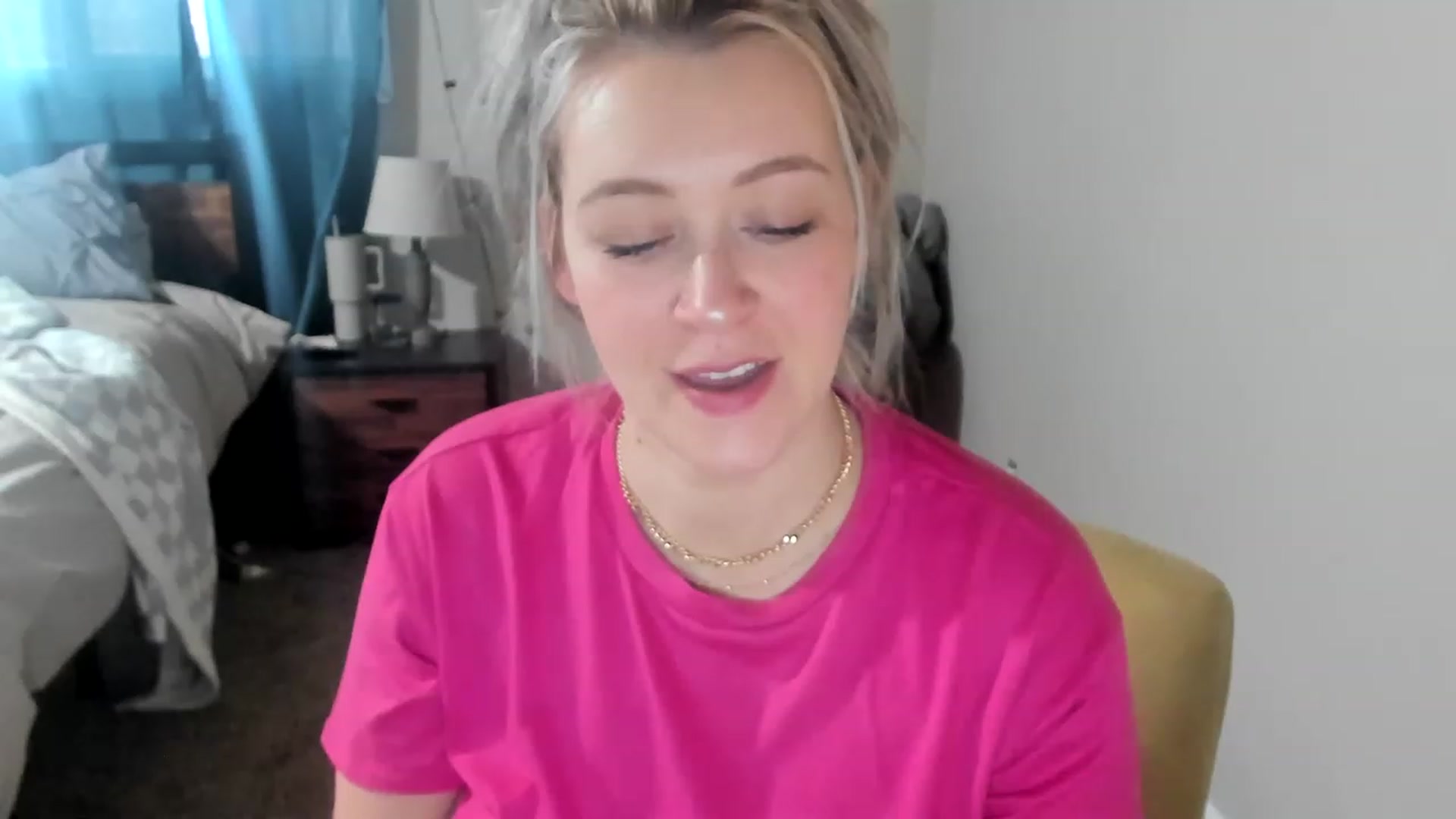 Gallery image thumbnail from ShylaMarie1's myfreecams stream on, 03/31/2023, 15:58 image 15 of 20
