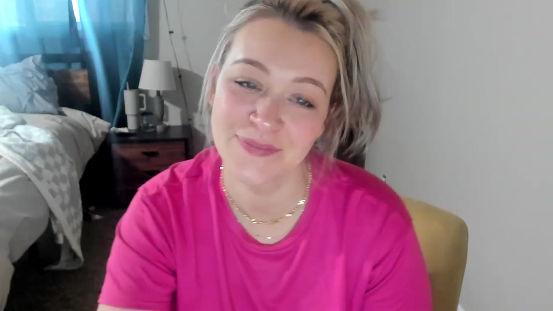 Gallery image thumbnail from ShylaMarie1's myfreecams stream on, 03/31/2023, 15:58 image 6 of 20