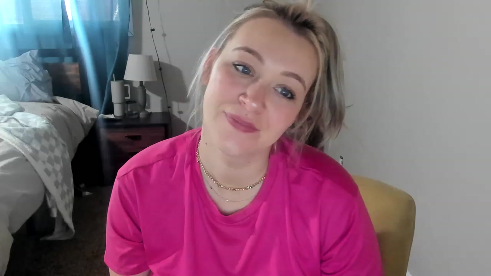 Gallery image thumbnail from ShylaMarie1's myfreecams stream on, 03/31/2023, 15:58 image 1 of 20