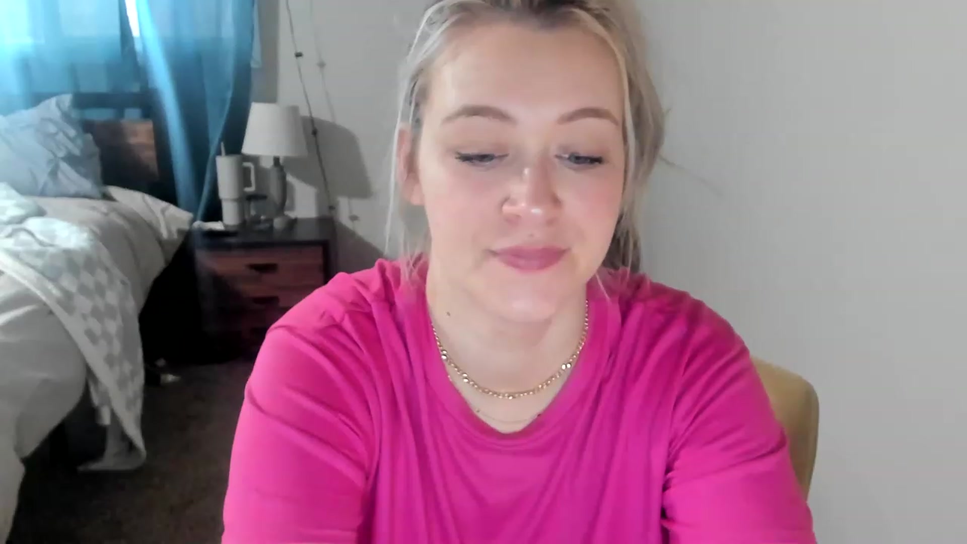 Gallery image thumbnail from ShylaMarie1's myfreecams stream on, 03/31/2023, 15:58 image 9 of 20