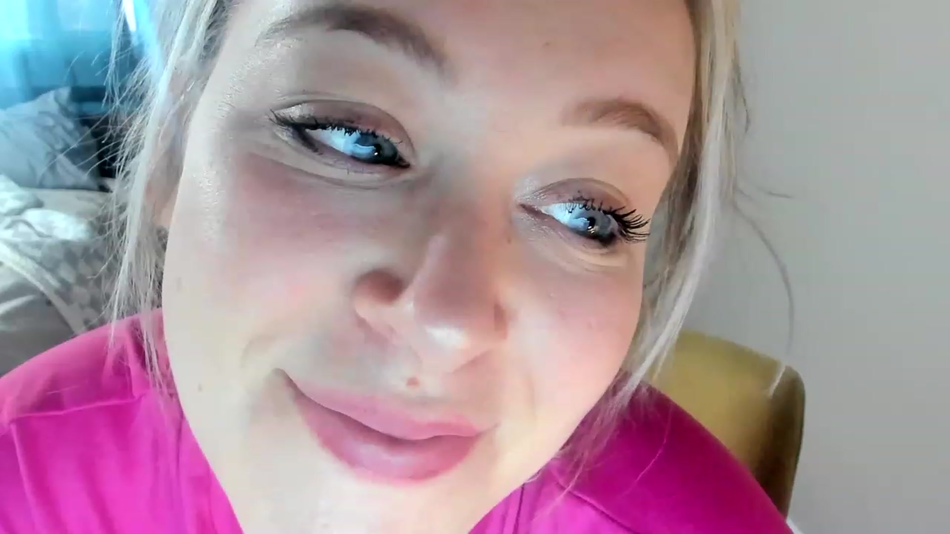 Gallery image thumbnail from ShylaMarie1's myfreecams stream on, 03/31/2023, 15:58 image 14 of 20