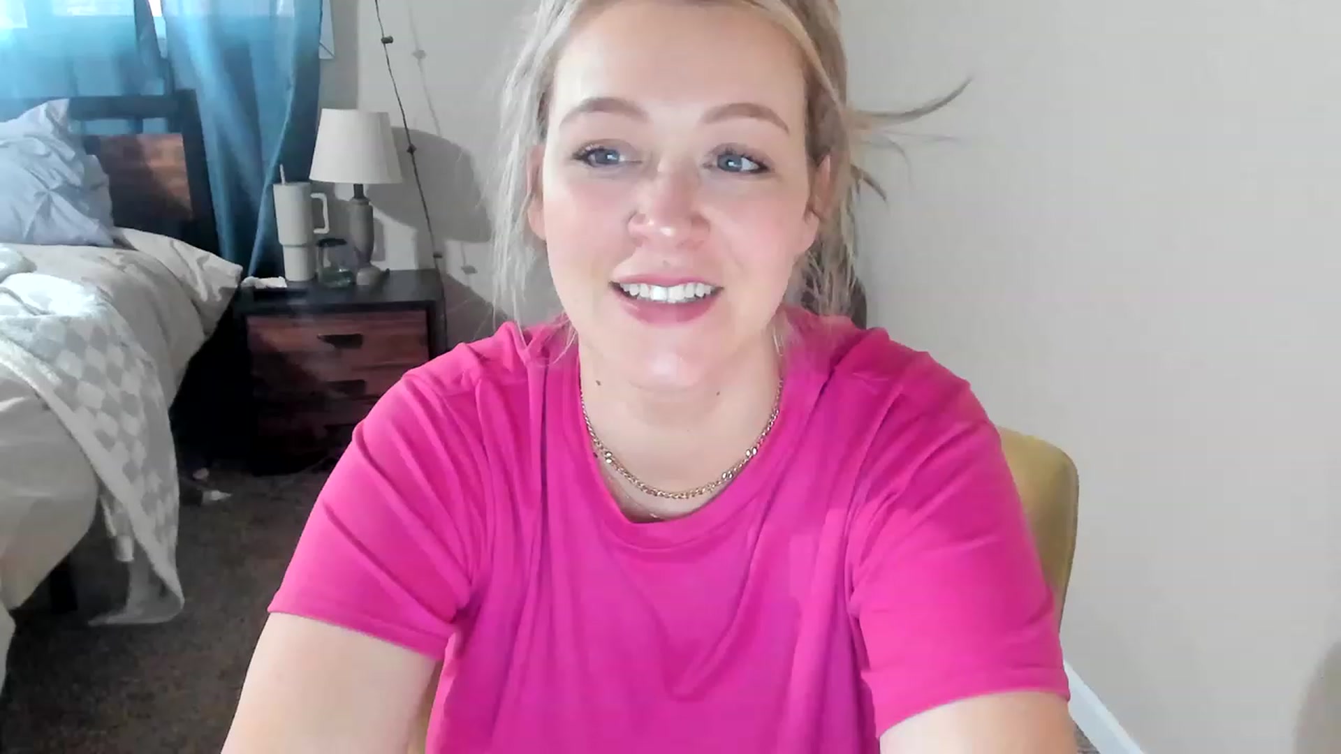 Gallery image thumbnail from ShylaMarie1's myfreecams stream on, 03/31/2023, 16:29 image 3 of 20