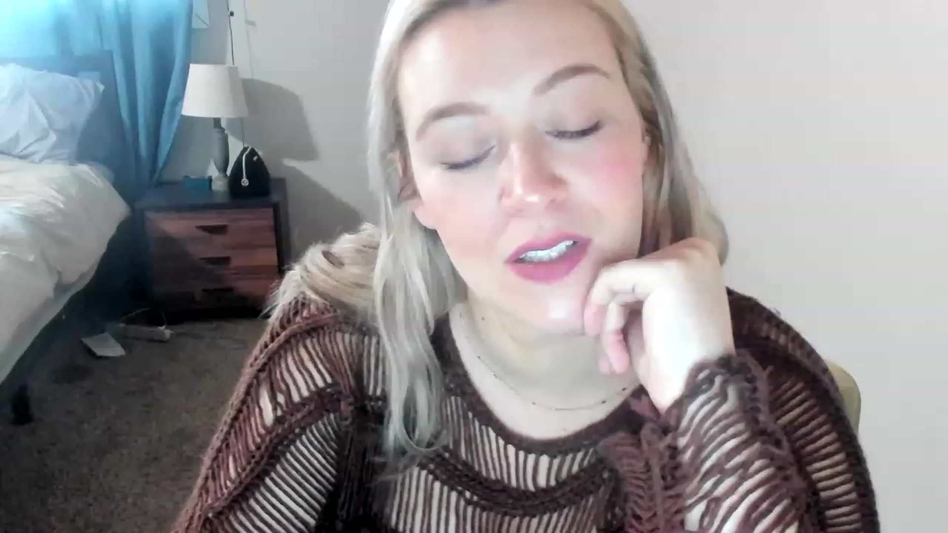 Gallery image thumbnail from ShylaMarie1's myfreecams stream on, 04/05/2023, 16:01 image 8 of 20