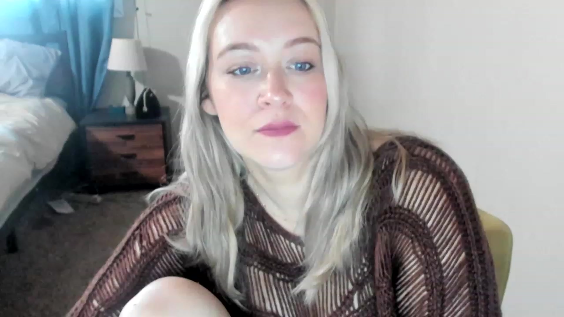 Gallery image thumbnail from ShylaMarie1's myfreecams stream on, 04/05/2023, 16:01 image 17 of 20