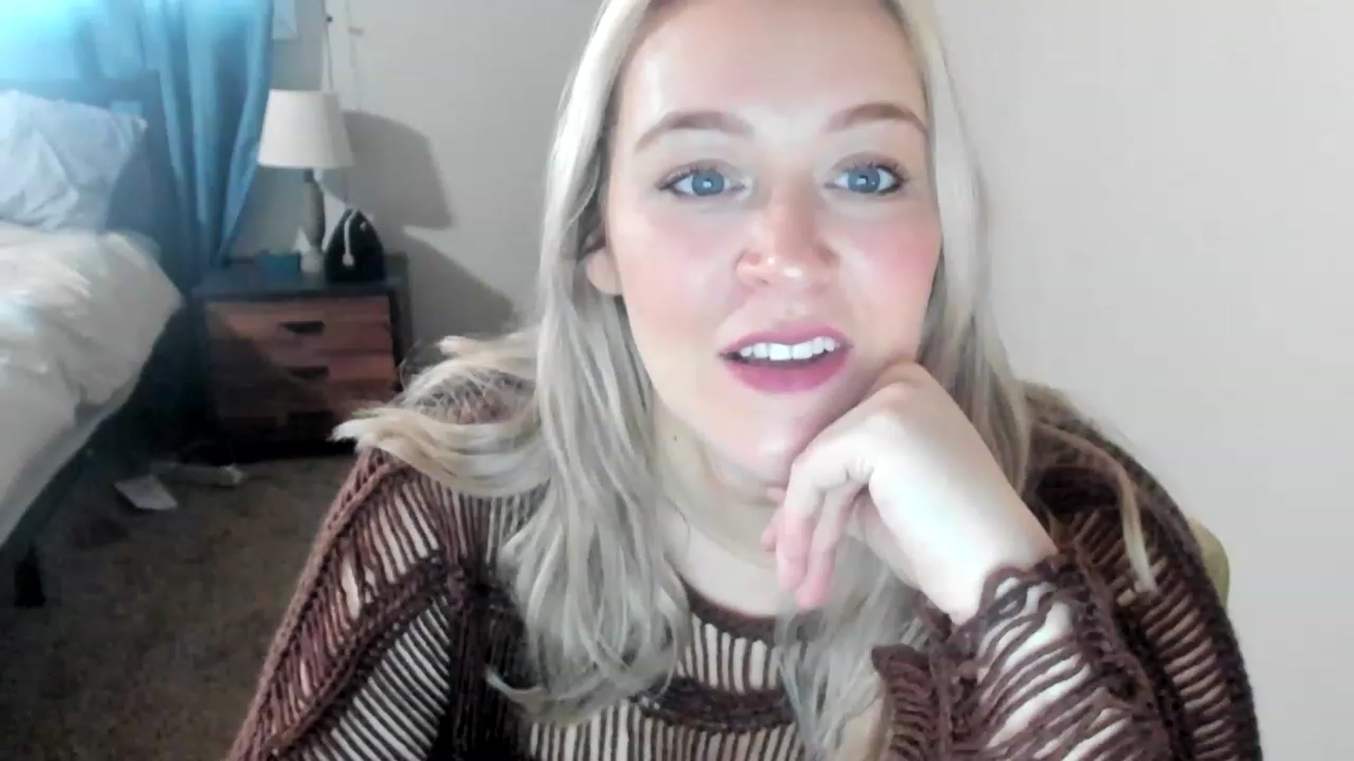 Gallery image thumbnail from ShylaMarie1's myfreecams stream on, 04/05/2023, 16:01 image 11 of 20