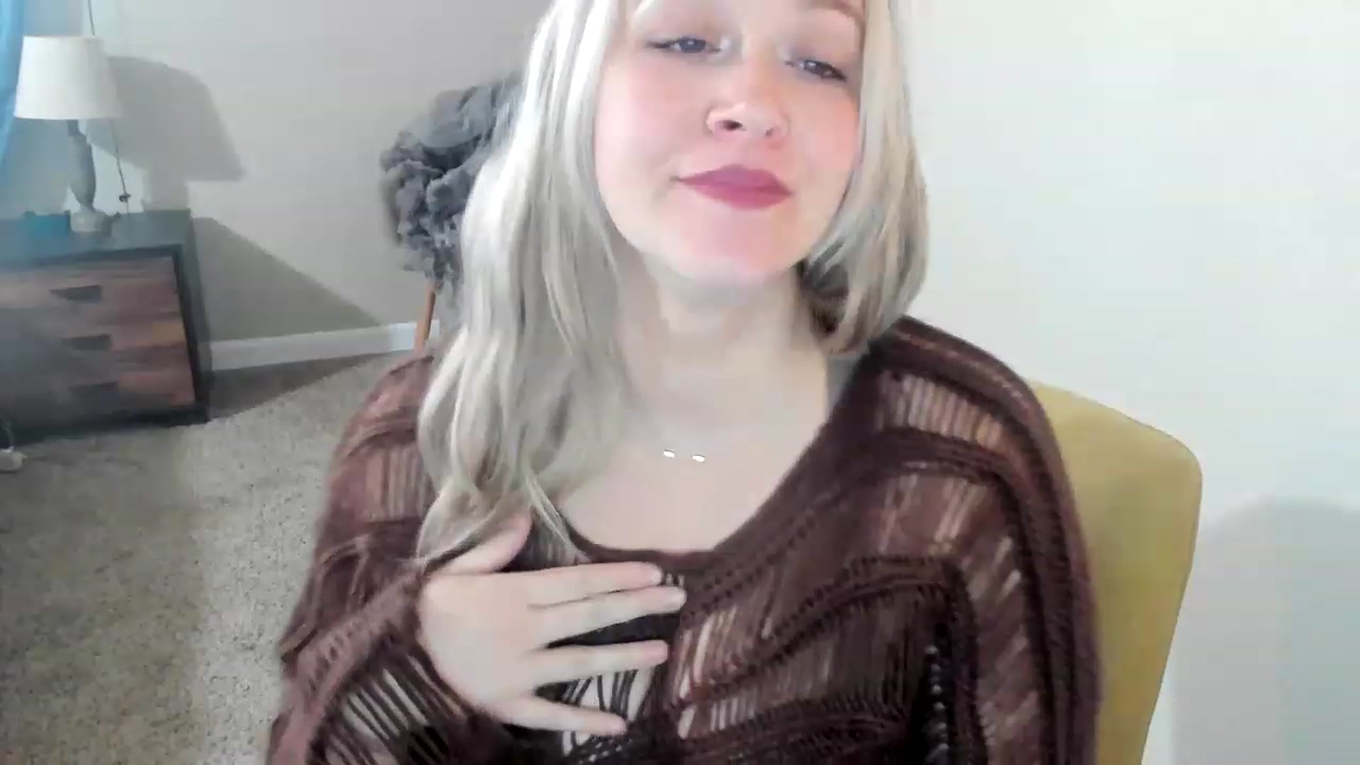 Gallery image thumbnail from ShylaMarie1's myfreecams stream on, 04/05/2023, 20:46 image 13 of 20