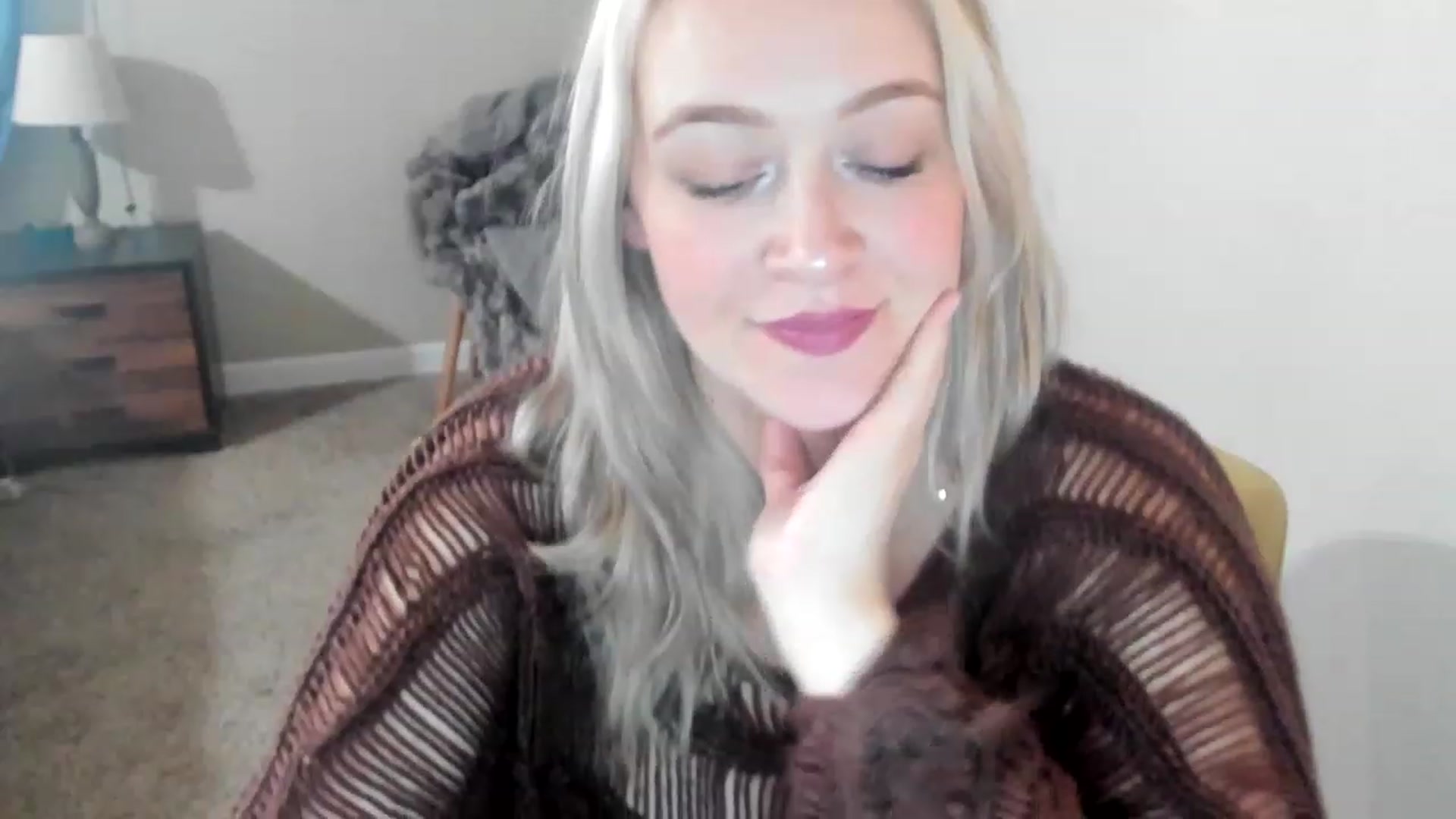 Gallery image thumbnail from ShylaMarie1's myfreecams stream on, 04/05/2023, 20:46 image 15 of 20