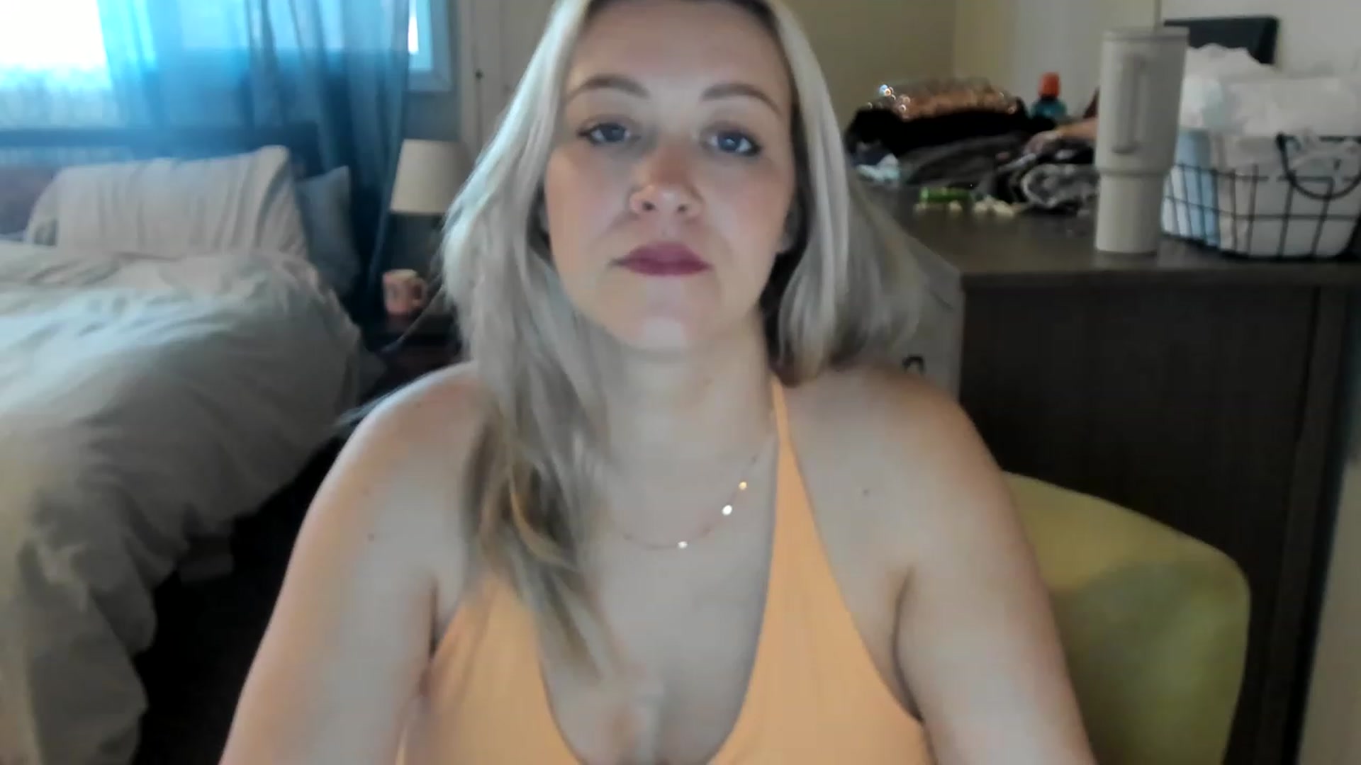 Gallery image thumbnail from ShylaMarie1's myfreecams stream on, 05/10/2023, 17:20 image 13 of 20