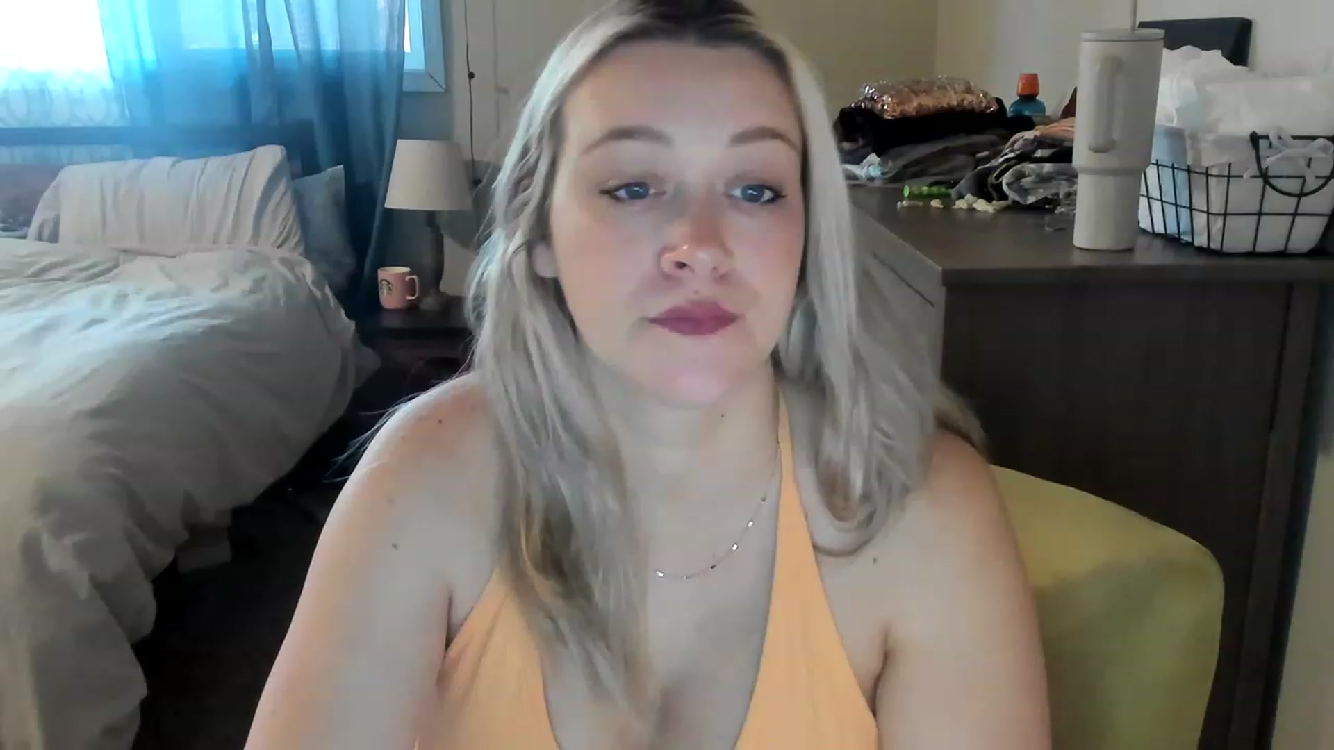 Gallery image thumbnail from ShylaMarie1's myfreecams stream on, 05/10/2023, 17:20 image 18 of 20