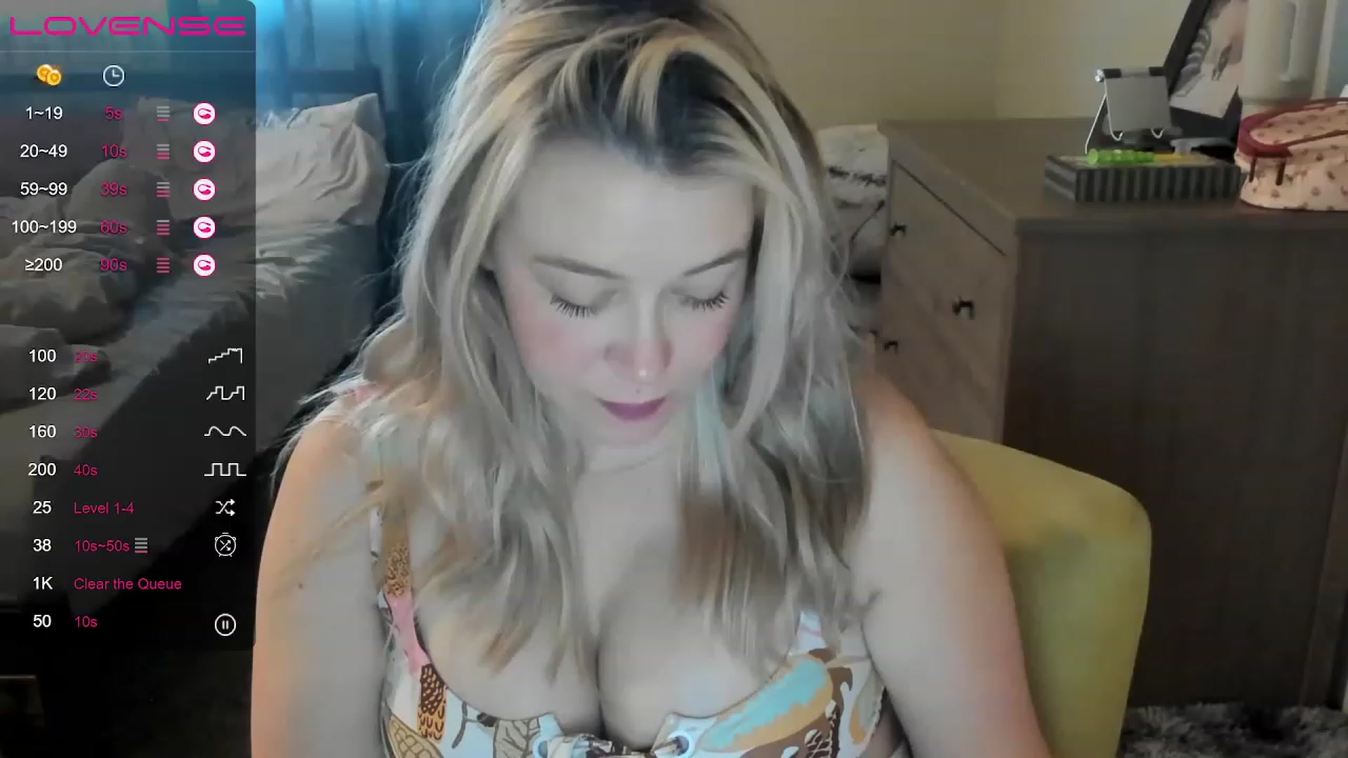 Gallery image thumbnail from ShylaMarie1's myfreecams stream on, 05/17/2023, 16:49 image 17 of 20