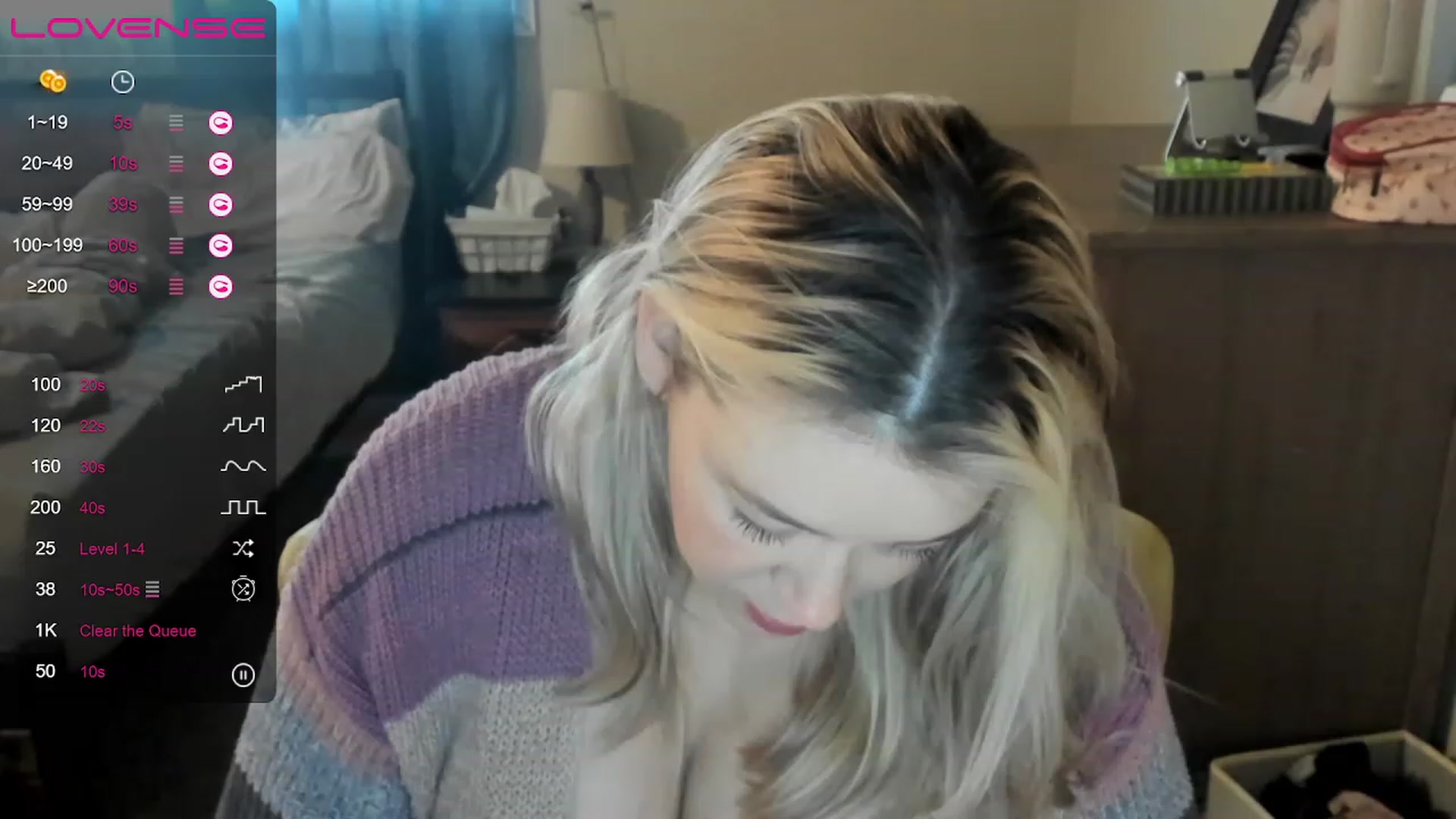 Gallery image thumbnail from ShylaMarie1's myfreecams stream on, 05/17/2023, 18:12 image 12 of 20