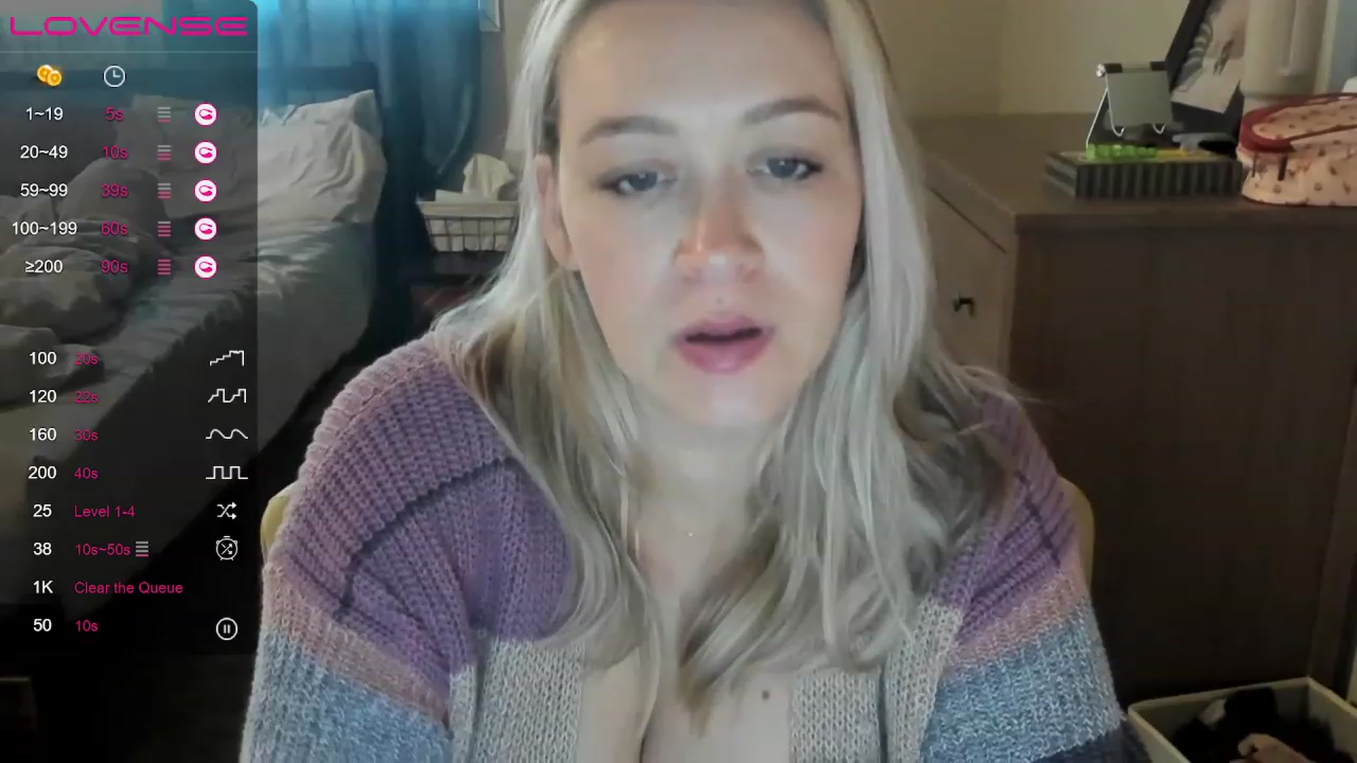 Gallery image thumbnail from ShylaMarie1's myfreecams stream on, 05/17/2023, 18:12 image 11 of 20