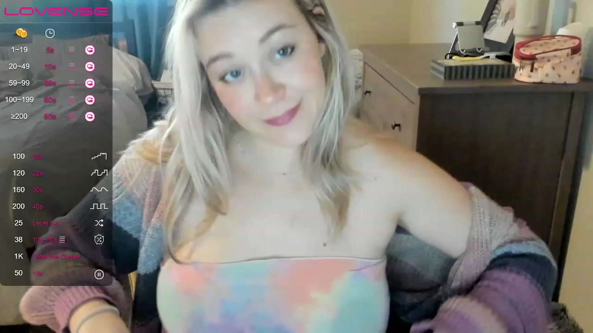 Gallery image thumbnail from ShylaMarie1's myfreecams stream on, 05/18/2023, 18:18 image 8 of 20