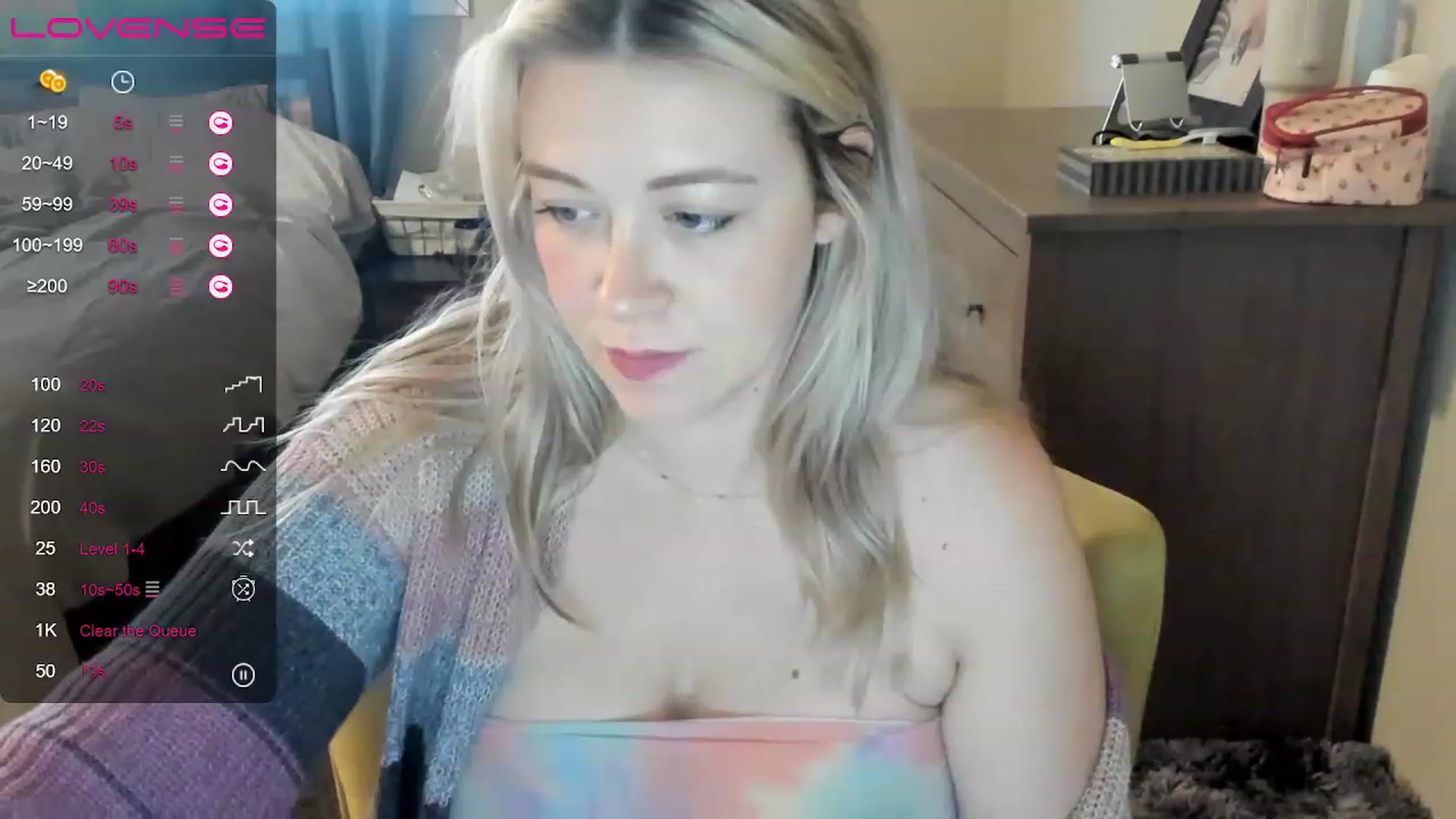 Gallery image thumbnail from ShylaMarie1's myfreecams stream on, 05/18/2023, 18:18 image 7 of 20