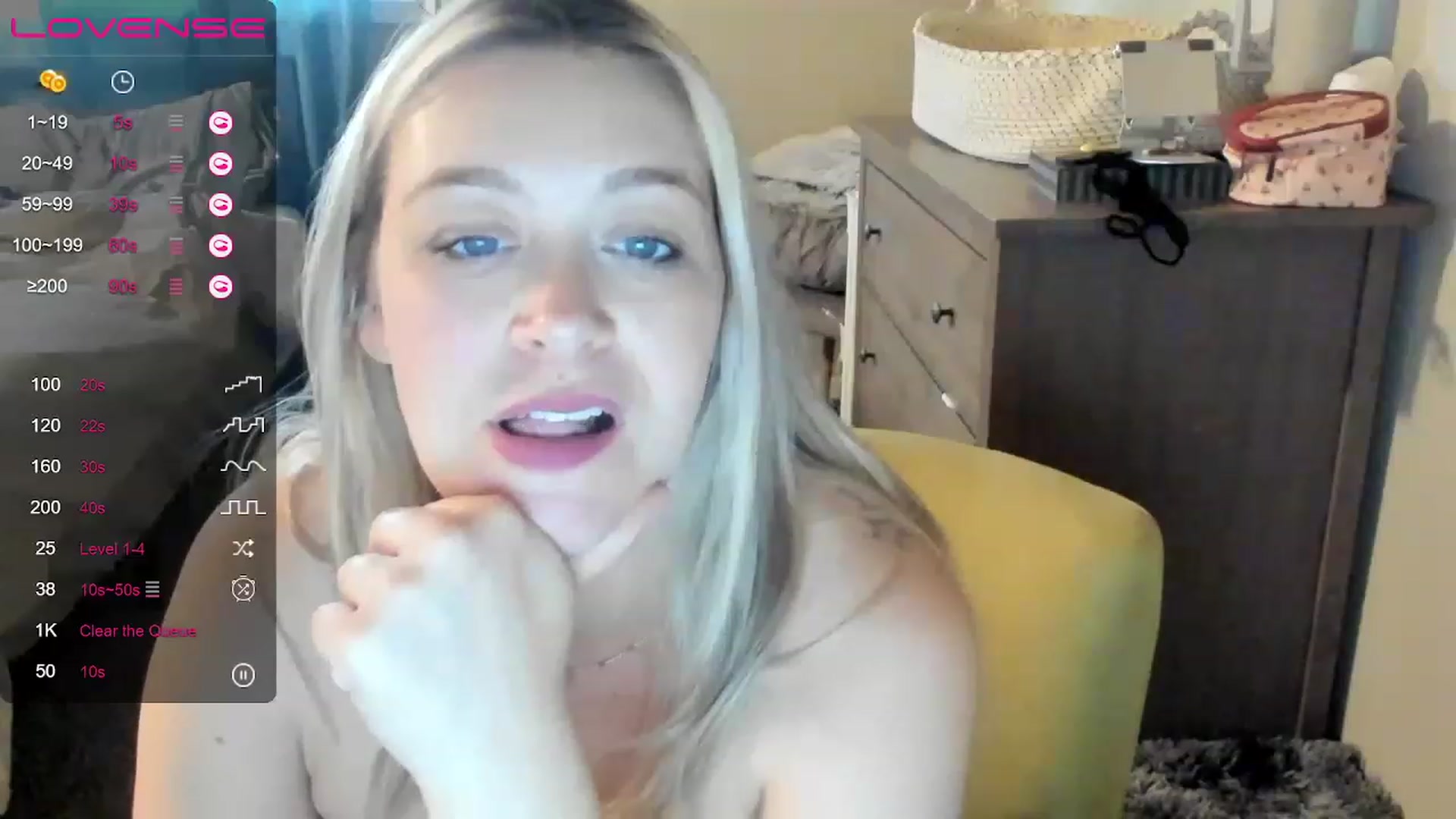 Gallery image thumbnail from ShylaMarie1's myfreecams stream on, 05/19/2023, 02:00 image 17 of 20