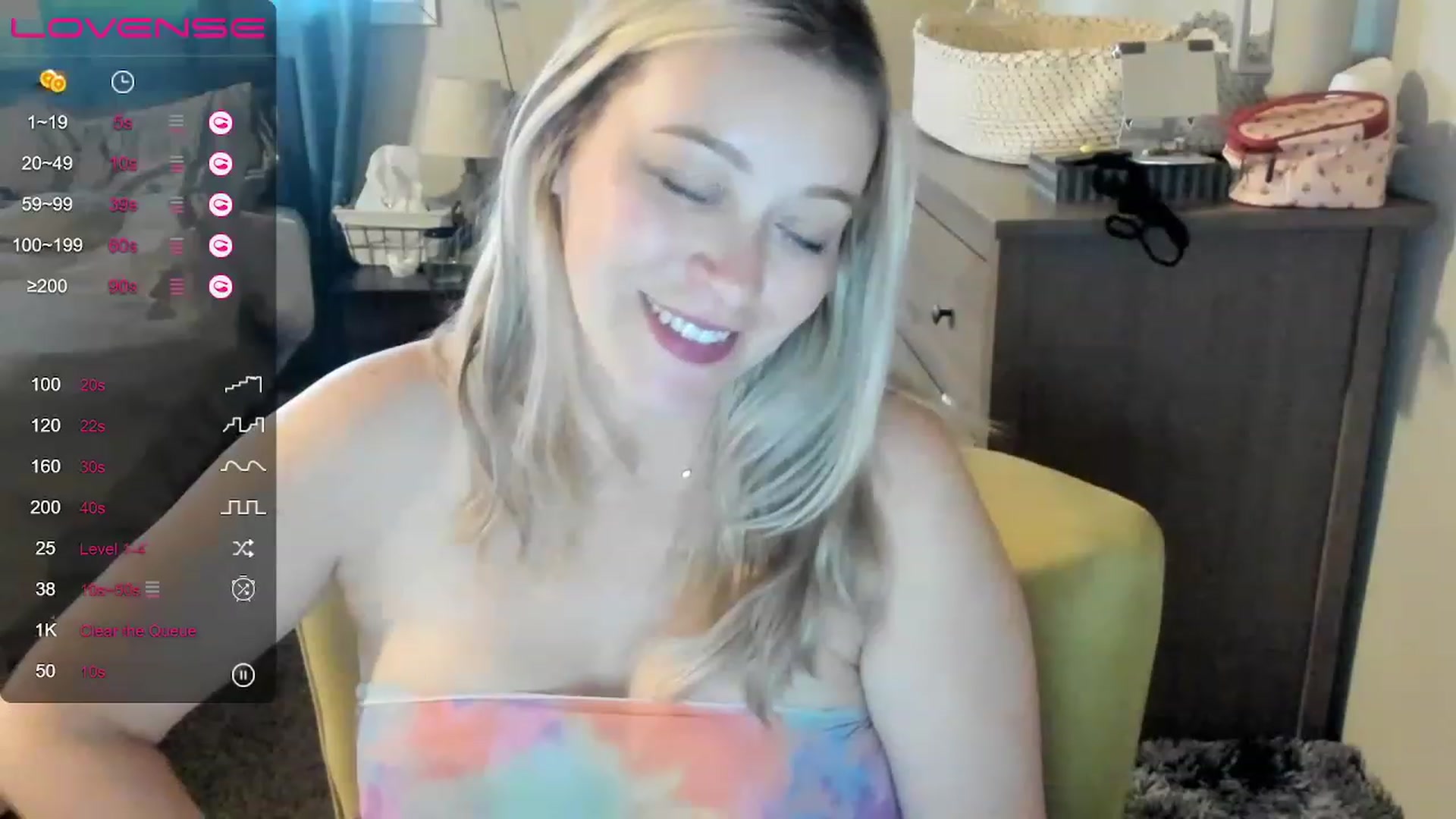 Gallery image thumbnail from ShylaMarie1's myfreecams stream on, 05/19/2023, 02:00 image 15 of 20