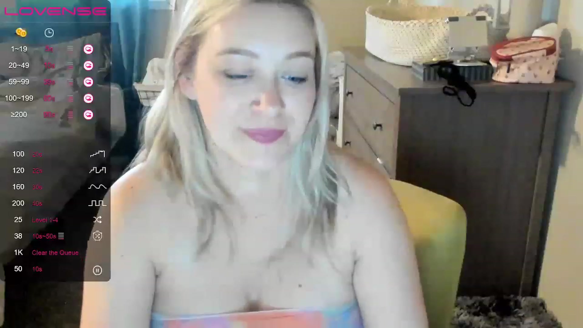 Gallery image thumbnail from ShylaMarie1's myfreecams stream on, 05/19/2023, 02:00 image 16 of 20