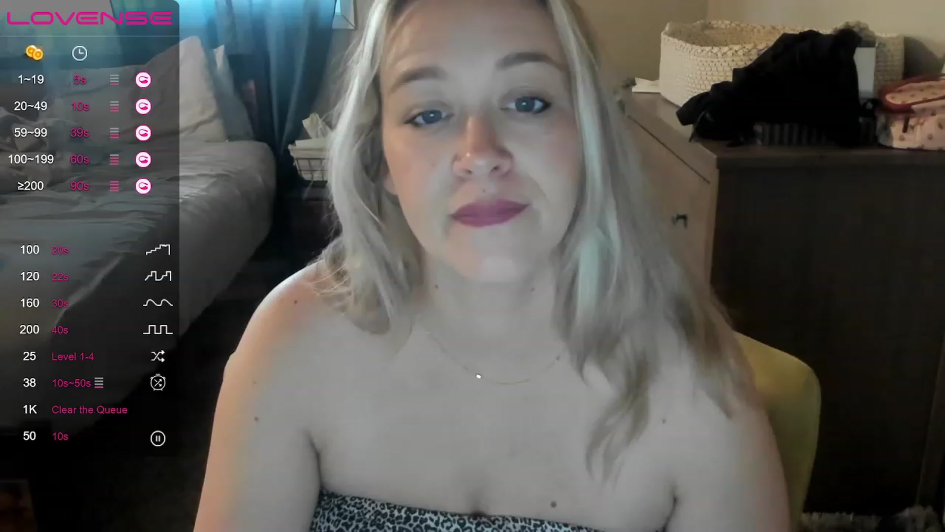 Gallery image thumbnail from ShylaMarie1's myfreecams stream on, 05/21/2023, 17:58 image 12 of 20